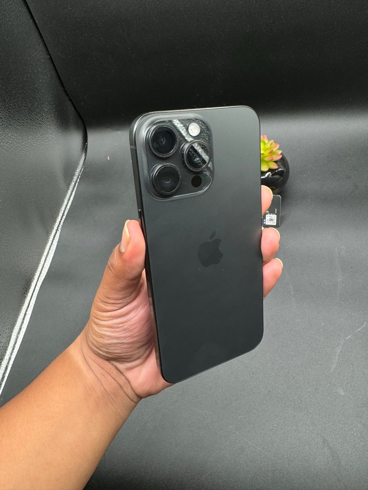 Apple iPhone 15 pro max 256gb Black titanium For  TMobile/sprint/metro 5H53