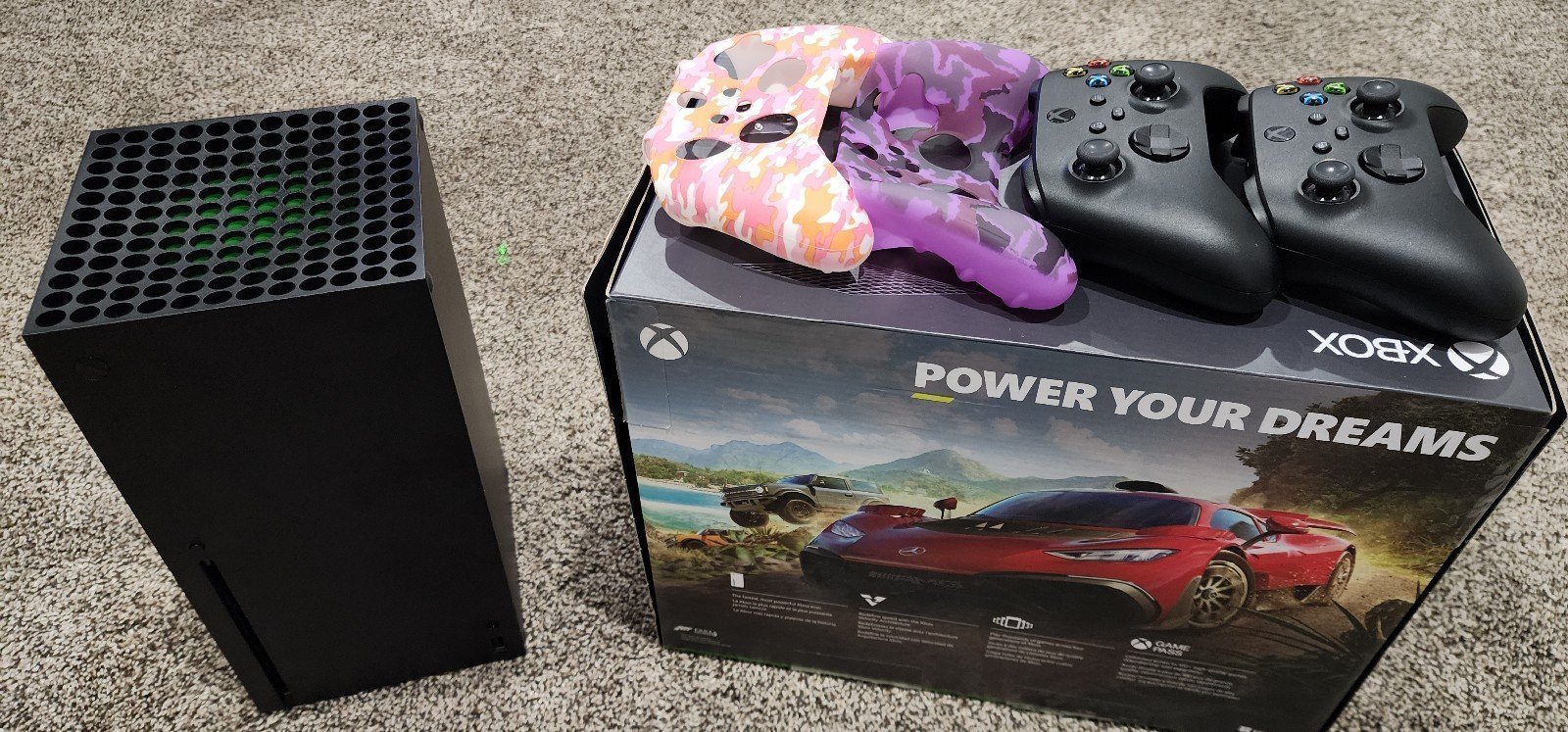 Xbox Series X Console 1TB bundle 1J67