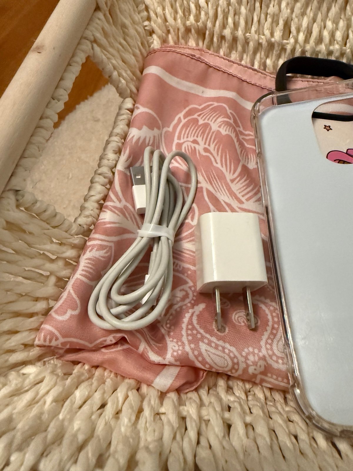 Apple IPhone 14 Pro 128 GB White Unlocked 2K37