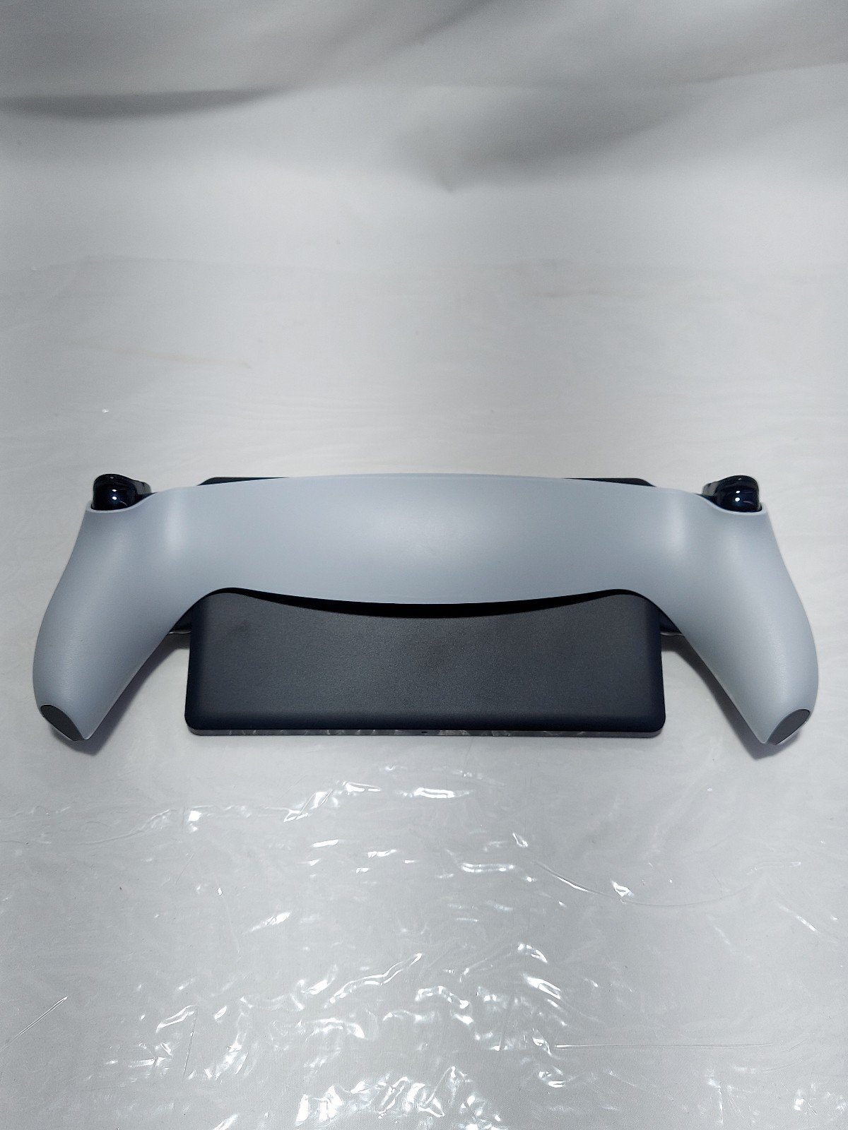 PlayStation Portal Remote Player - PlayStation 5 with case! 1E91