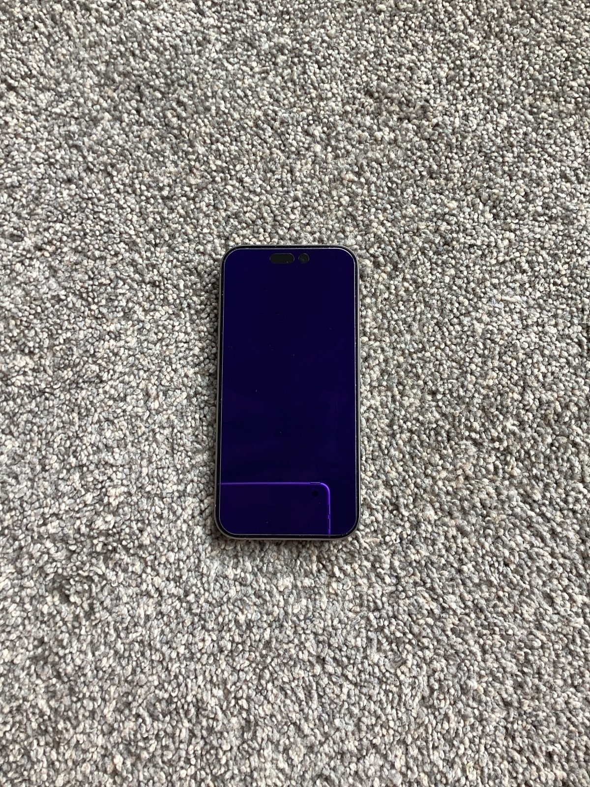 Apple iPhone 15 Pro Titanium Unlocked with Ocushield Blue-Light Screen Protector 8R36