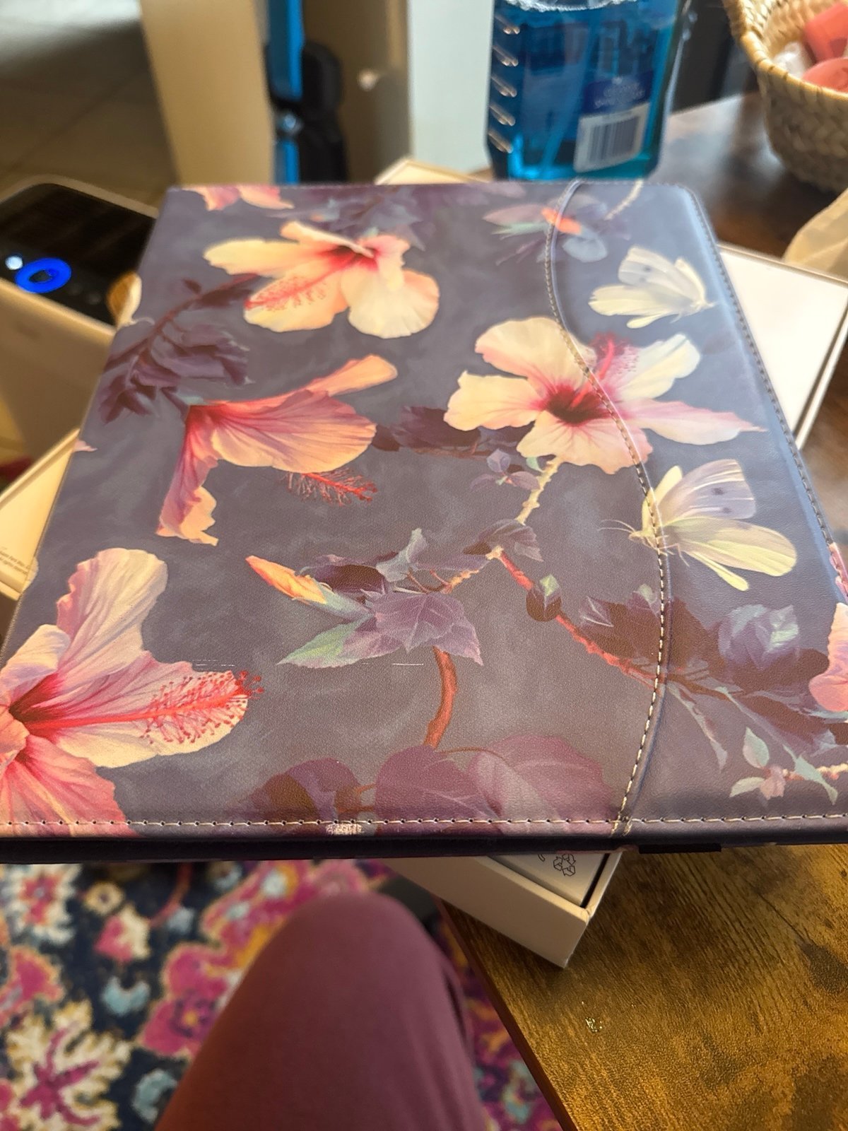 iPad Pro (12.9 in) WiFi 8J38