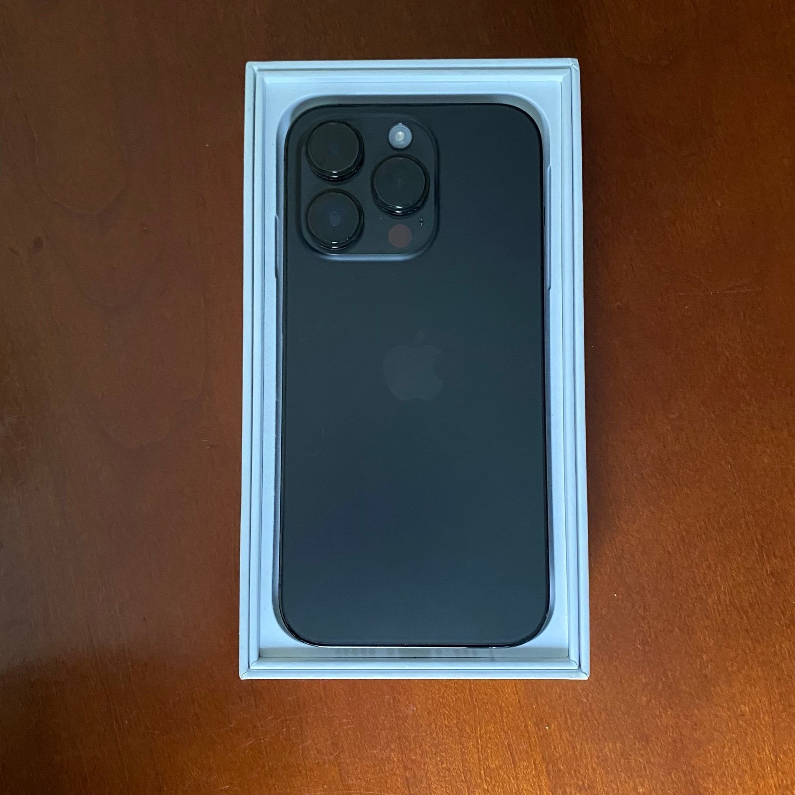 Apple iPhone 14 Pro 128 GB in Space Black Unlocked 8Z89