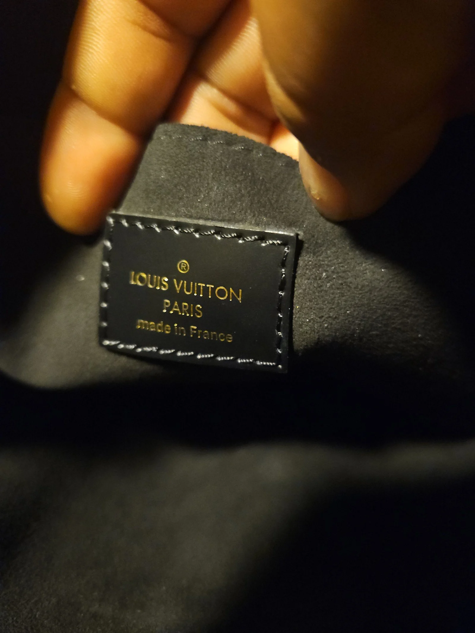 LOUIS VUITTON CLUTCH