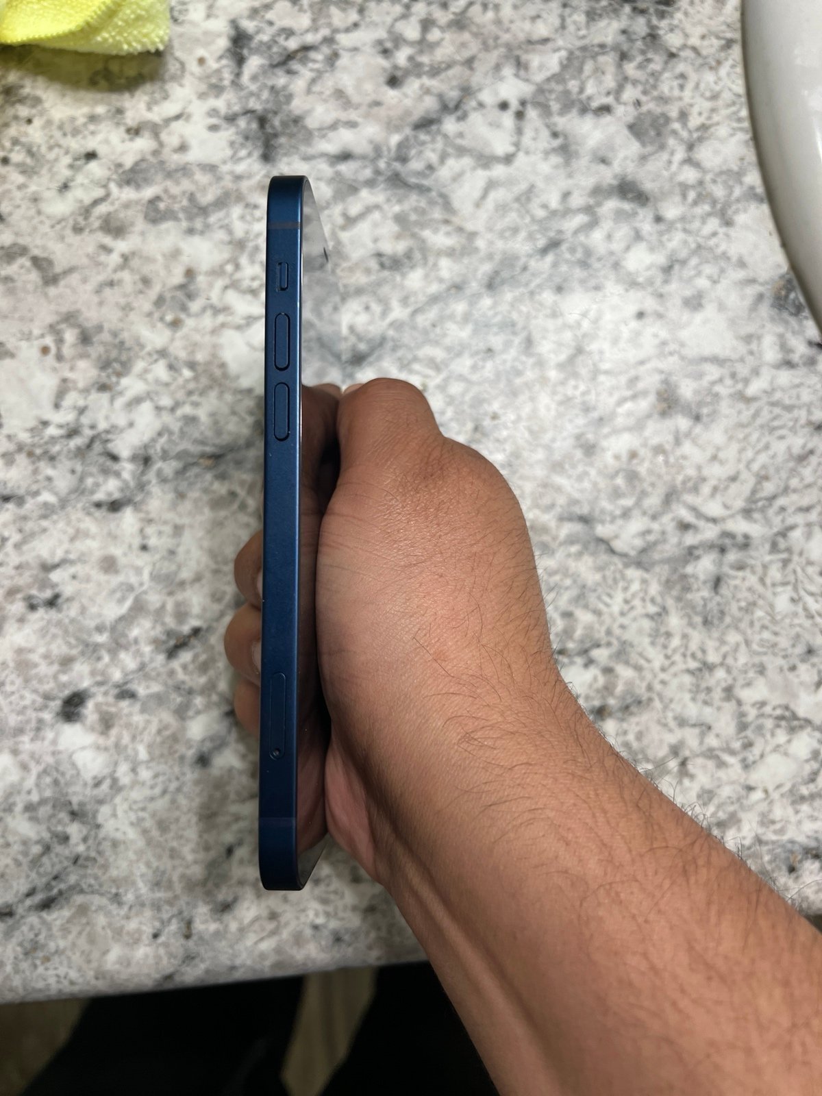 iphone 12 64gb unlocked blue 3Y79