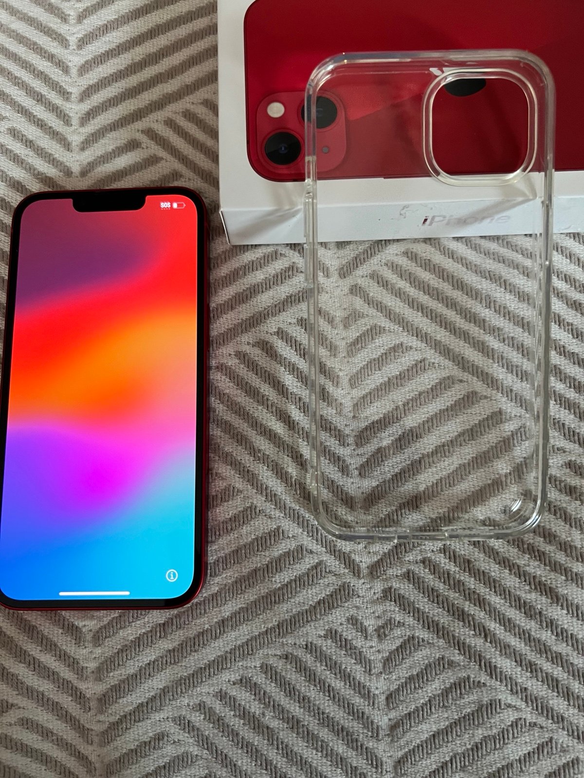 Apple iPhone 13 128 GB in (Product) RED Unlocked 3A77