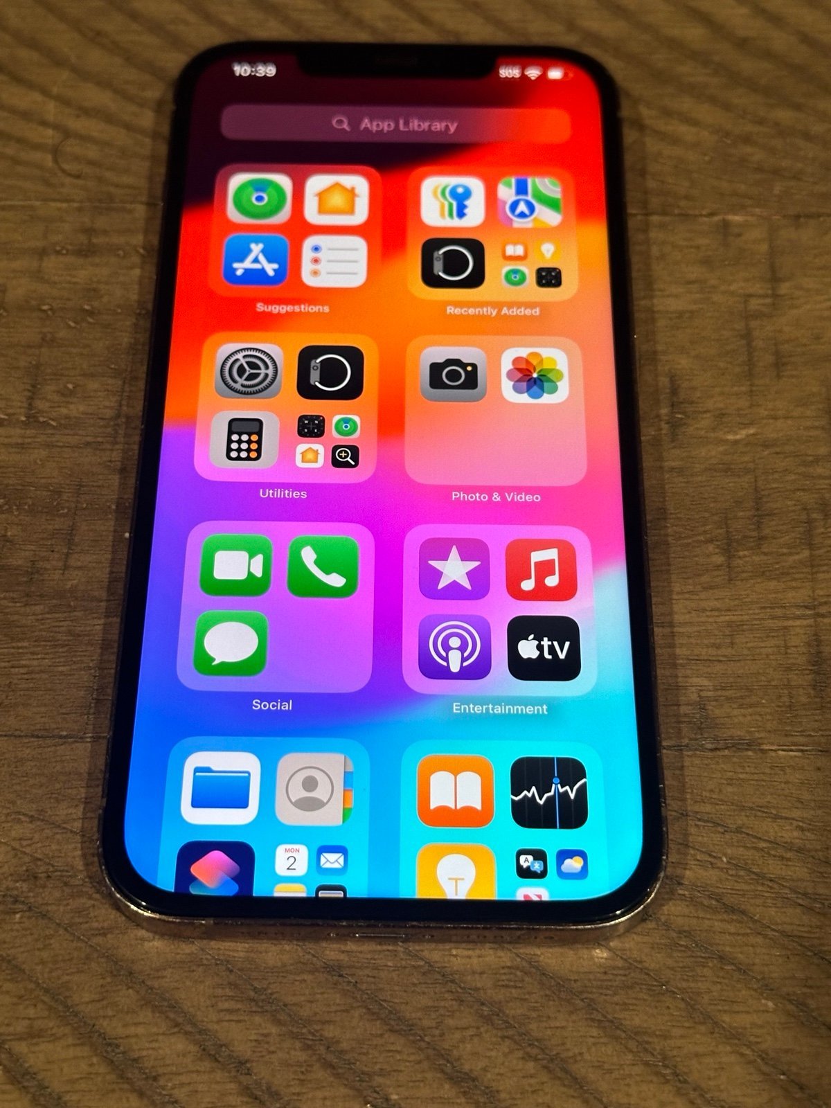 IPhone 12 Pro Max 128GB Gold Unlocked and Factory Reset 8V77