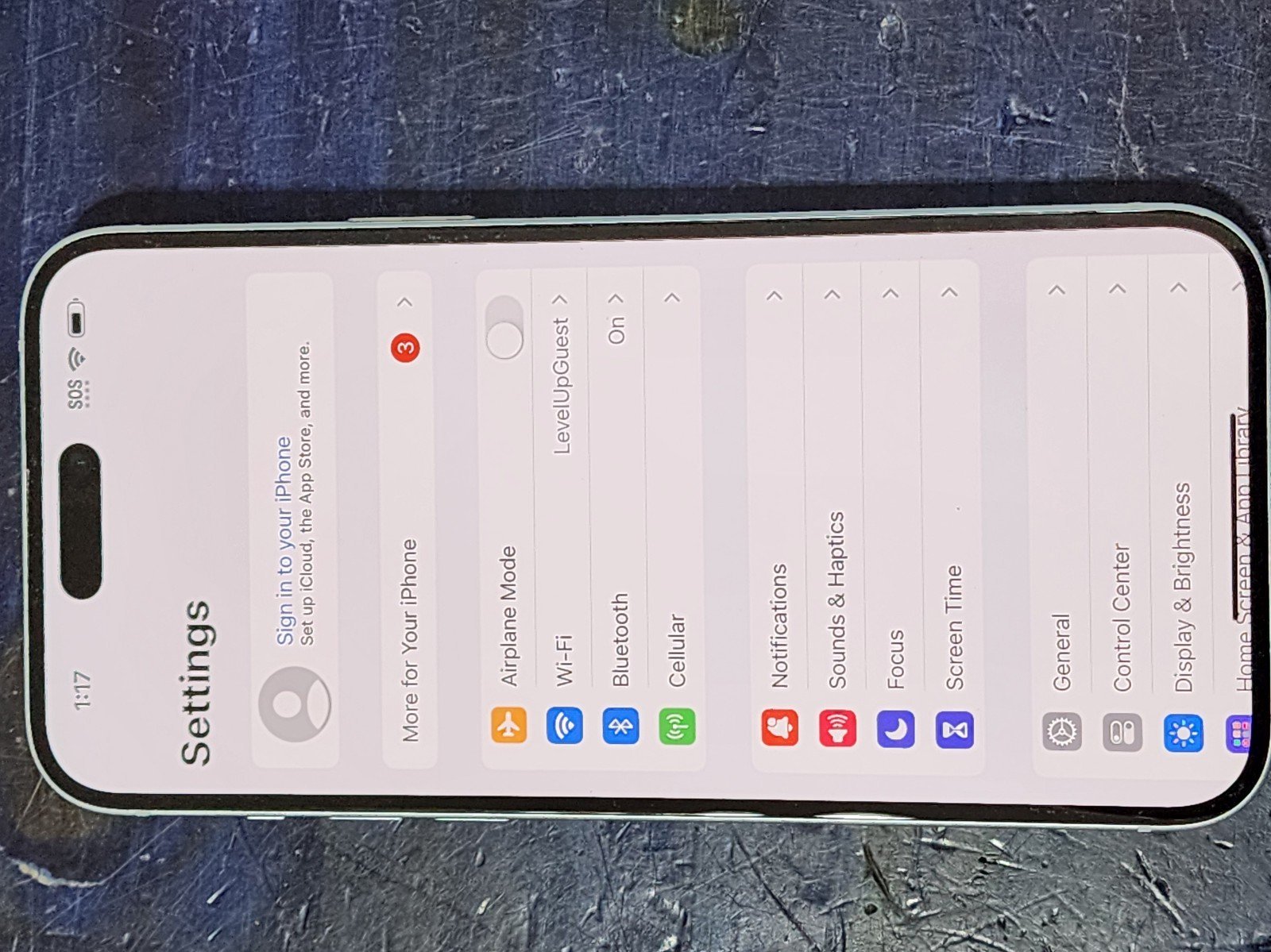 Apple iPhone 15 Plus 128GB WHITE AT&T | *FOR PARTS/REPAIR* 6T58