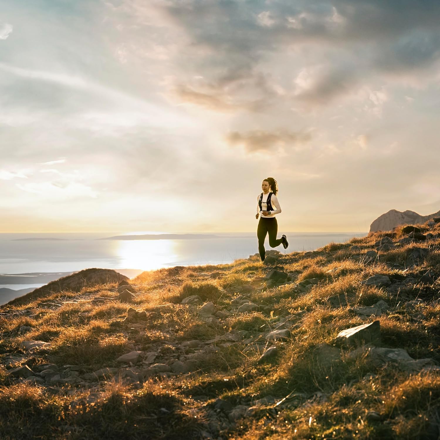 Garmin fēnix® 8 – 51 mm, AMOLED, Sapphire, Premium Multisport GPS Smartwatch, Long-Lasting Battery Life, Dive-Rated, Built-in LED Flashlight, Titanium with Spark Orange/Graphite Band