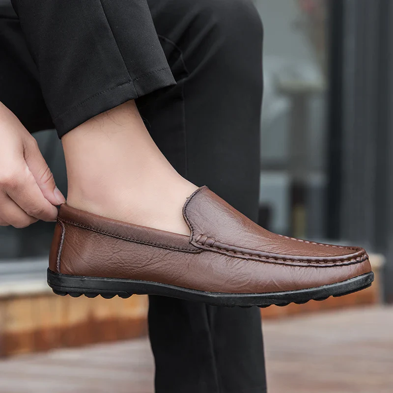 Hombre Genuine Leather Loafers