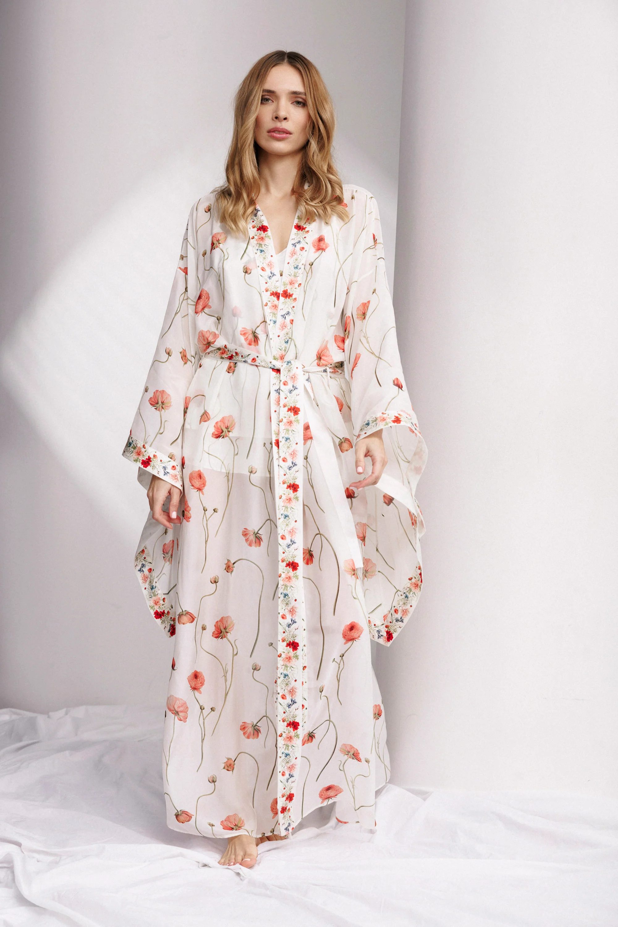 Fleur d'Été Rose Petal Silk Long Robe