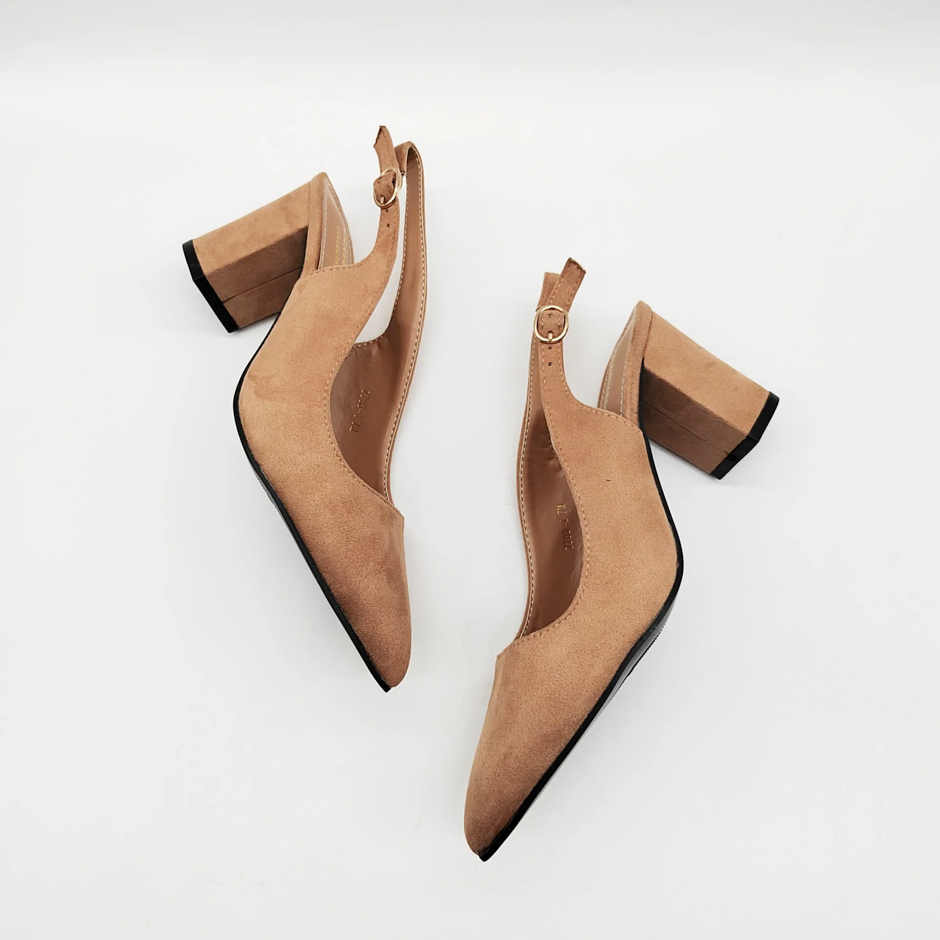 Carvelar Heels