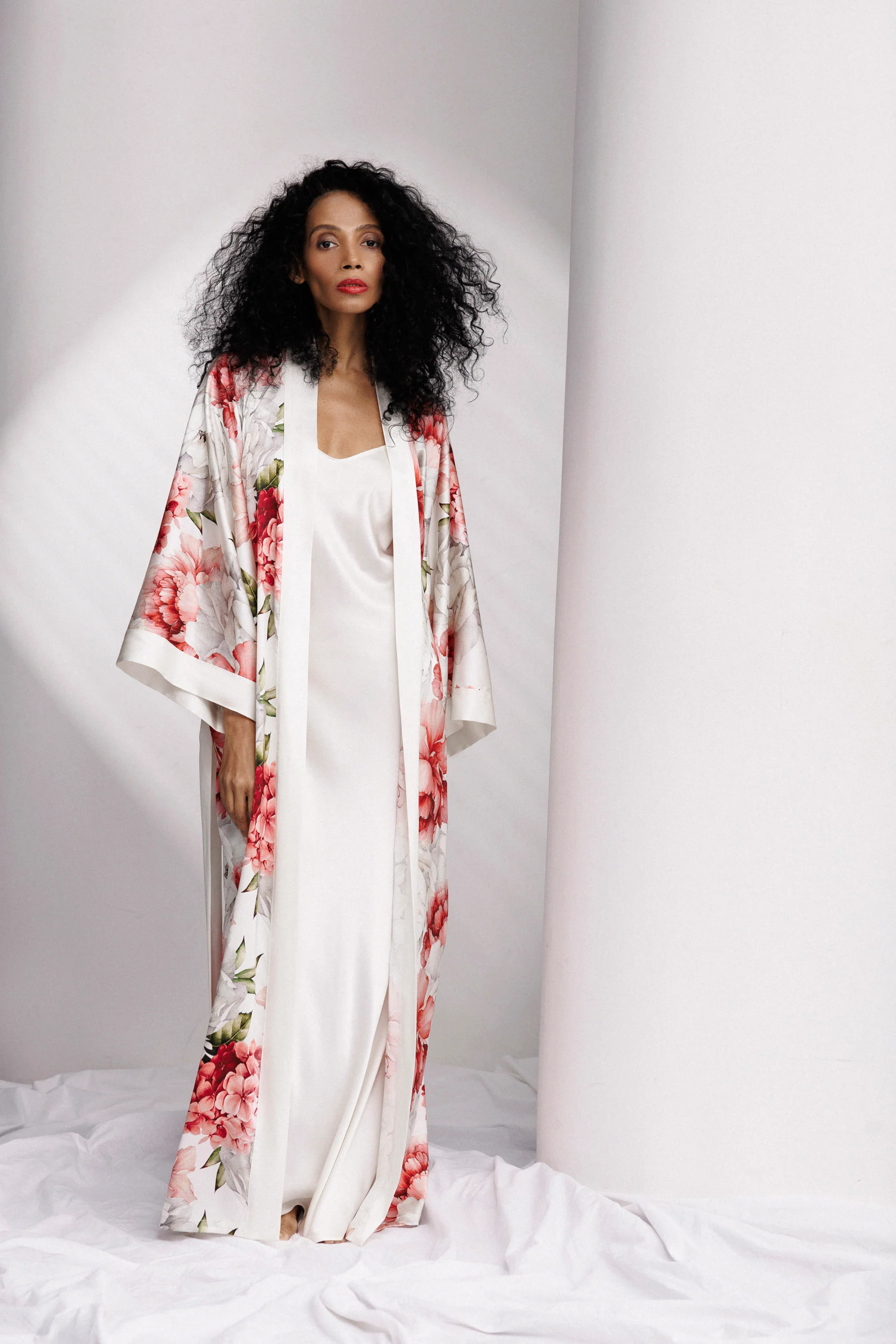 Peony Allure Long Robe in Coral