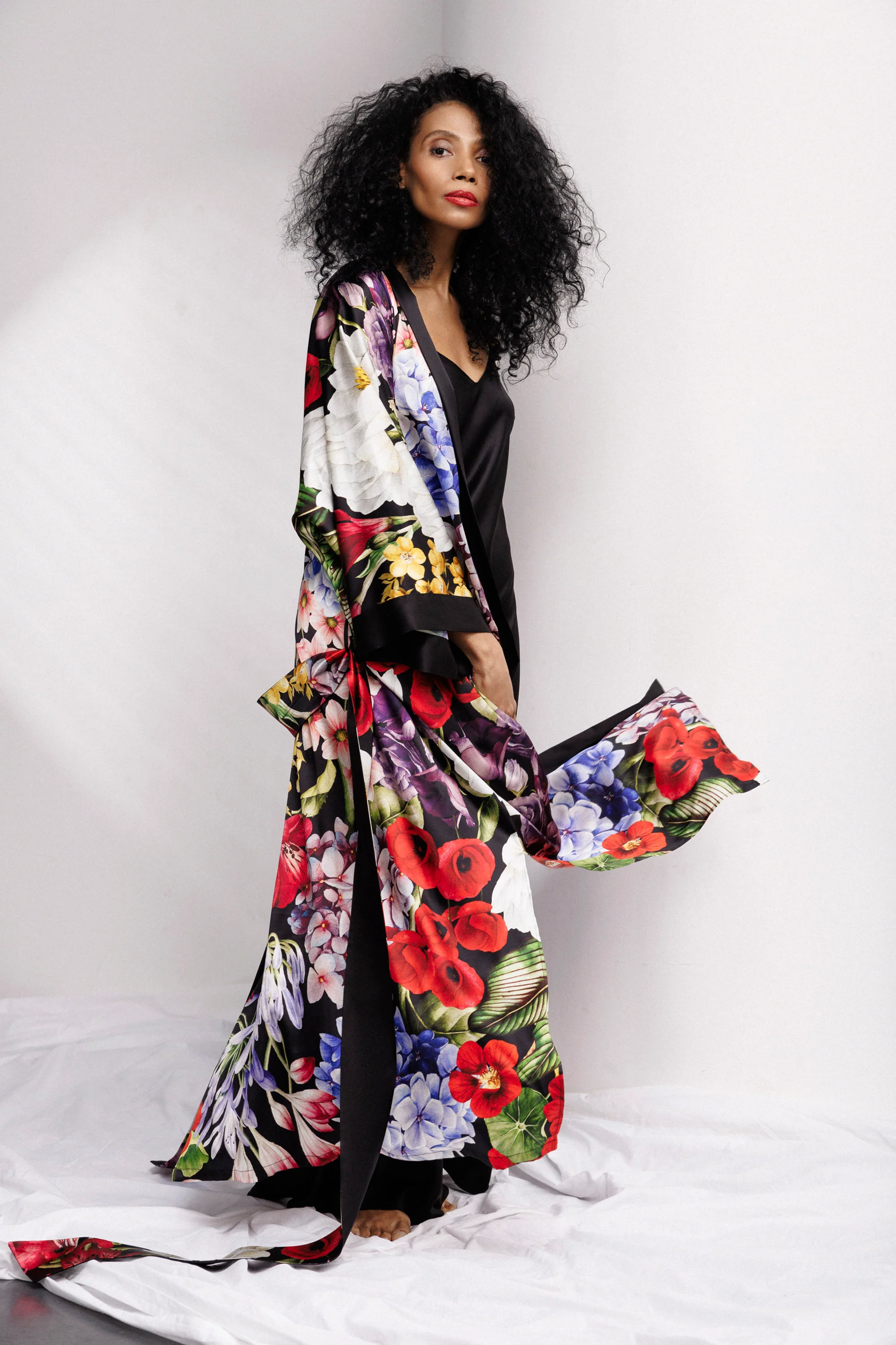 Wild Bloom Long Robe in Black