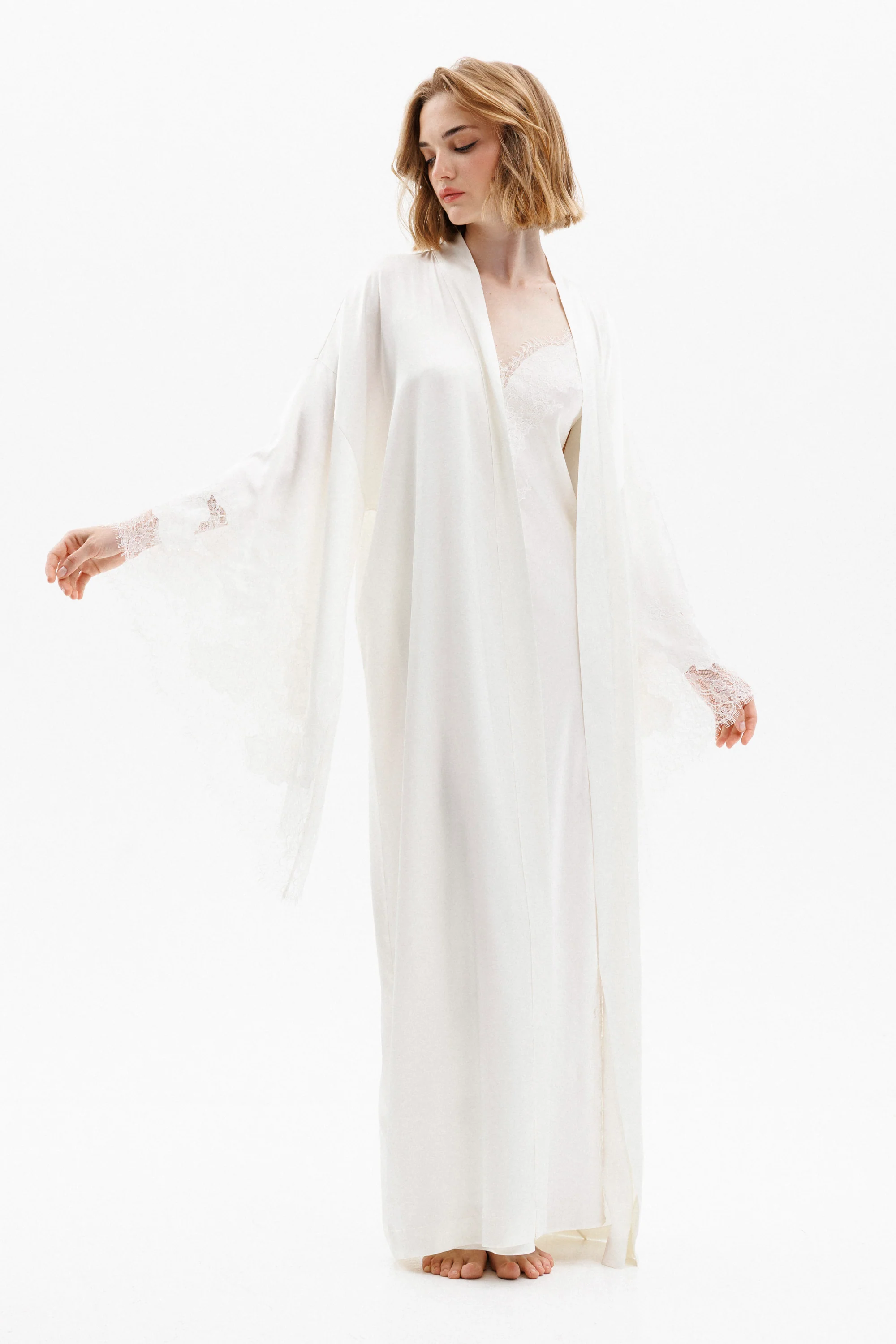 Veloura Long Silk Kimono in Ivory with Ivory Caudry Lace