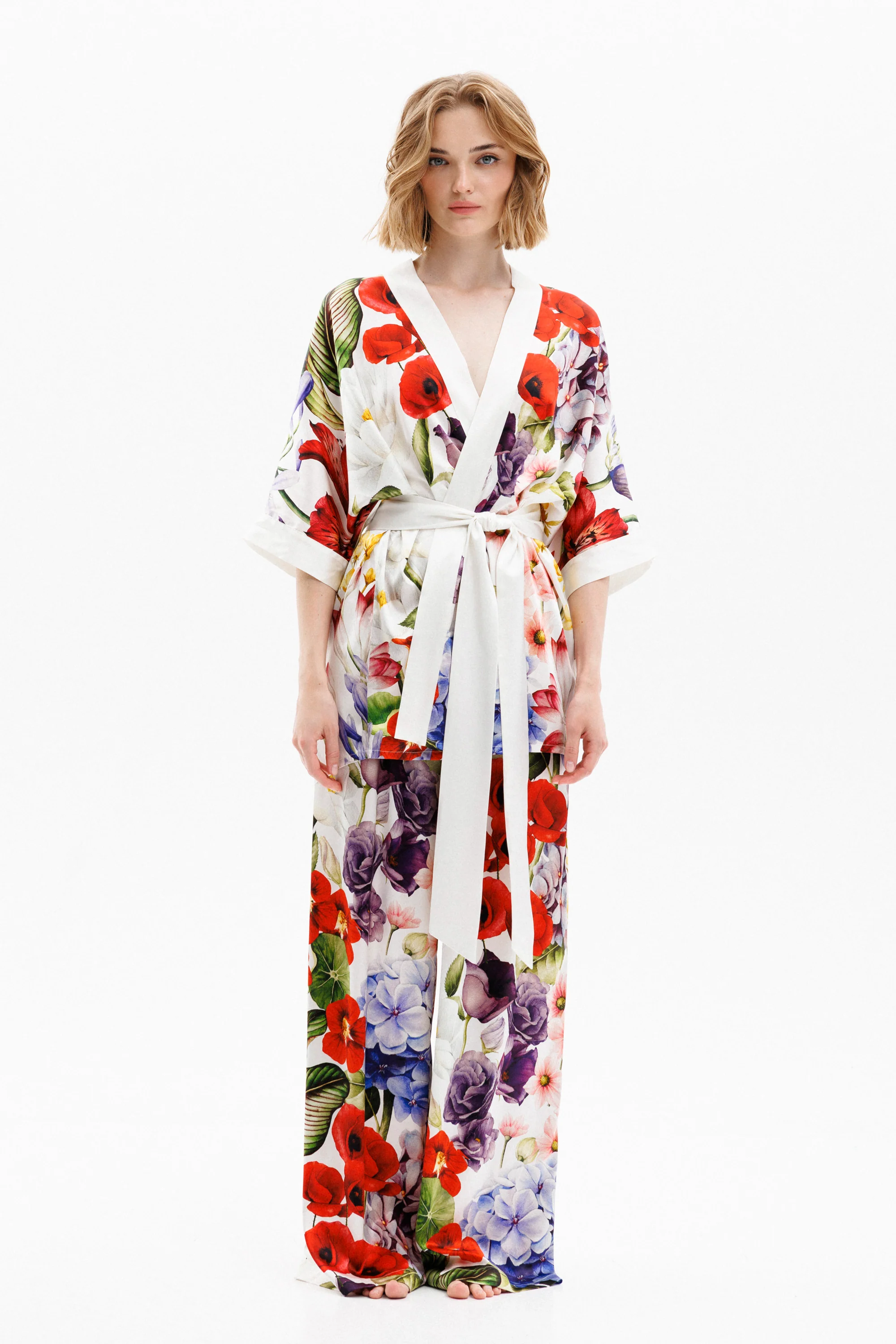 Wild Bloom Lounge Set in White