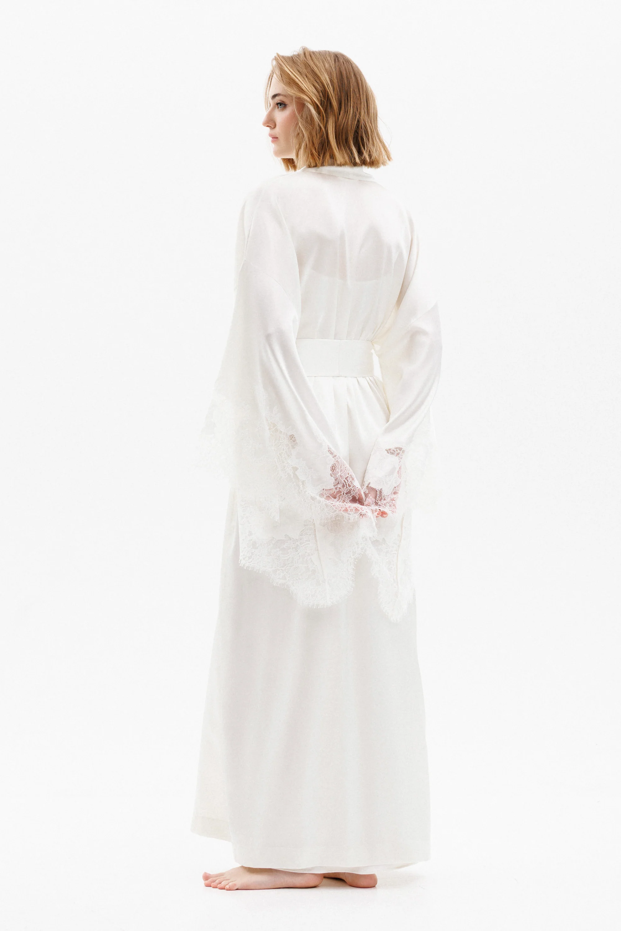 Veloura Long Silk Kimono in Ivory with Ivory Caudry Lace