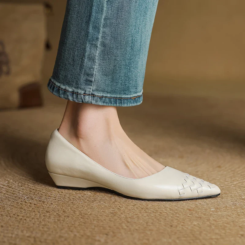 Zelith Genuine Leather Pumps