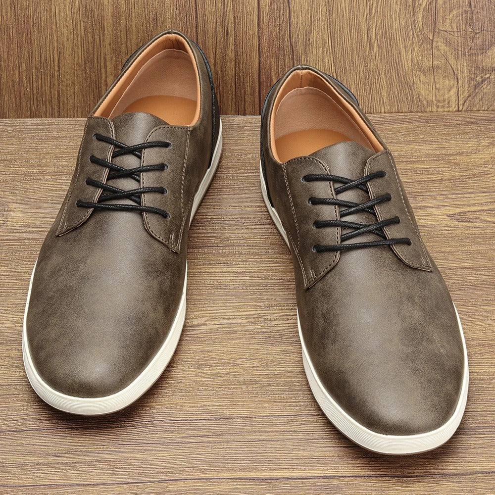 Daxon Leather Sneakers