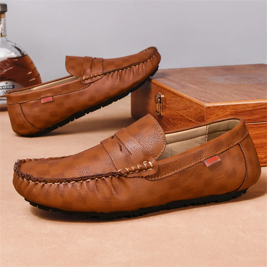 Caspian Genuine Leather Loafer