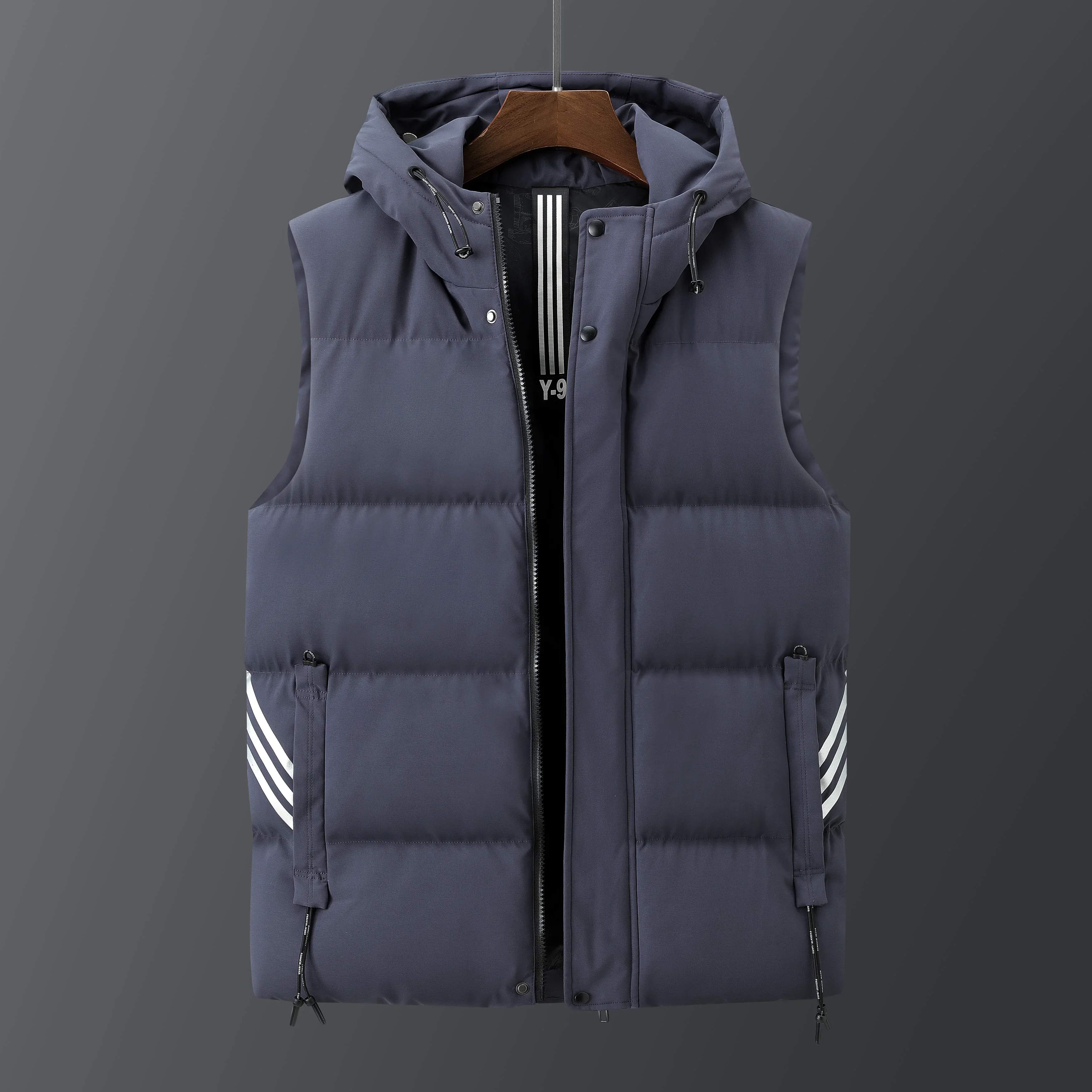 Zeno Vest