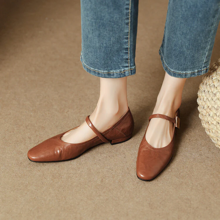 Ulan Genuine Leather Pumps