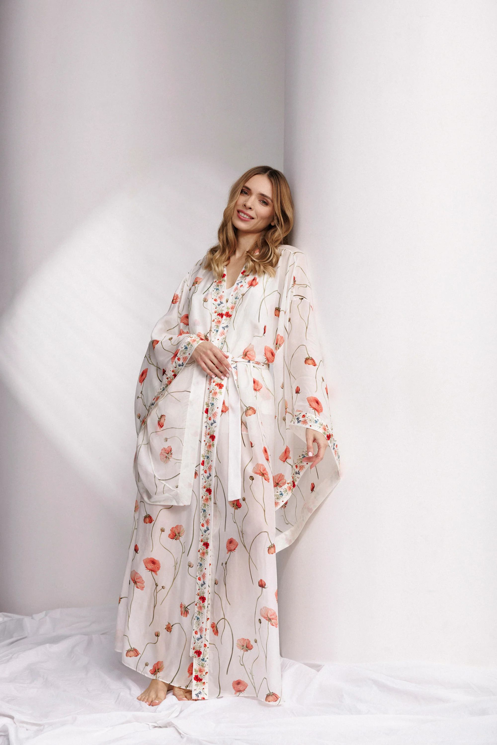 Fleur d'Été Rose Petal Silk Long Robe