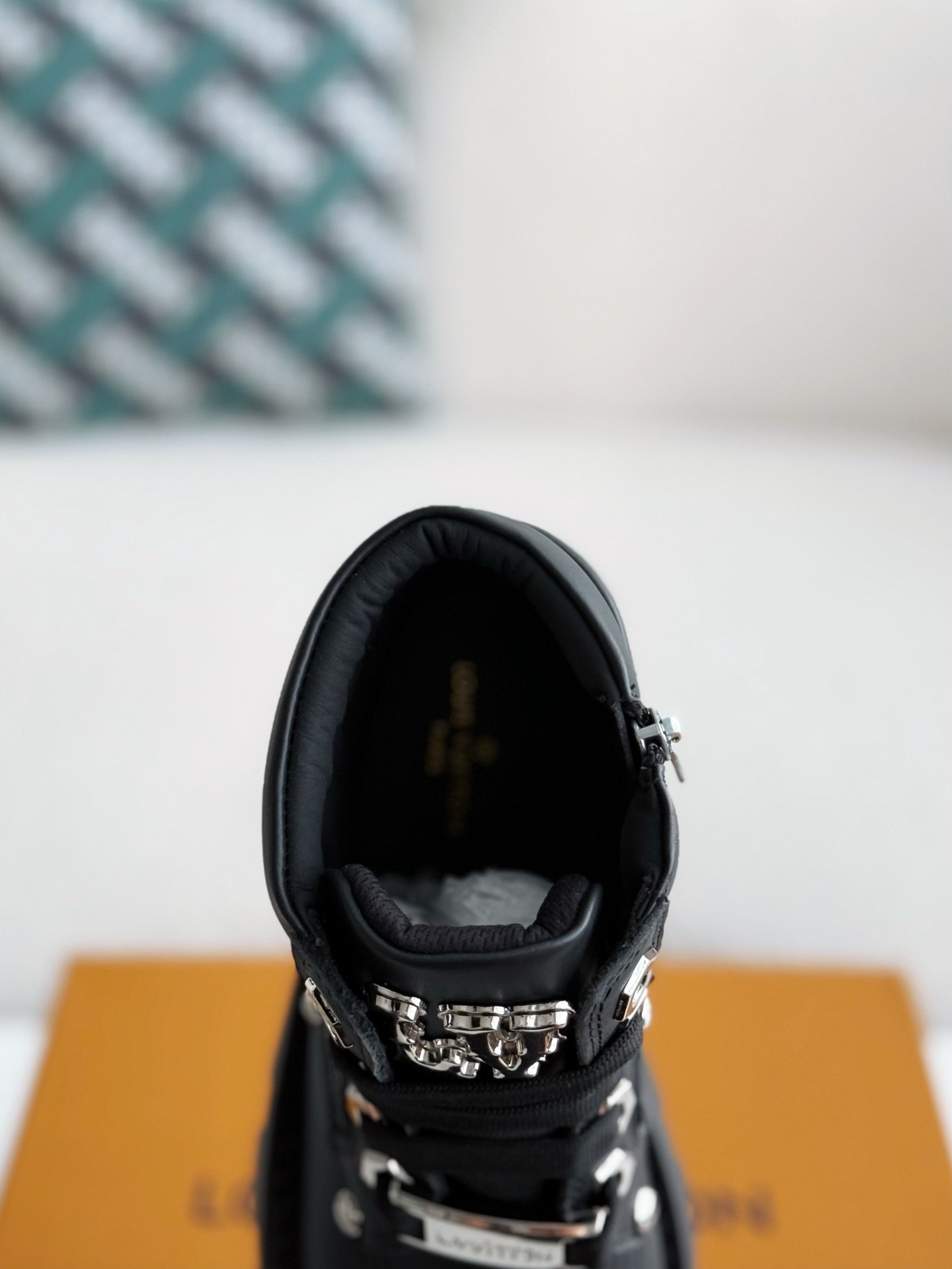 [#3718] LOUIS VUITTON Leather Round toe lace-up boots