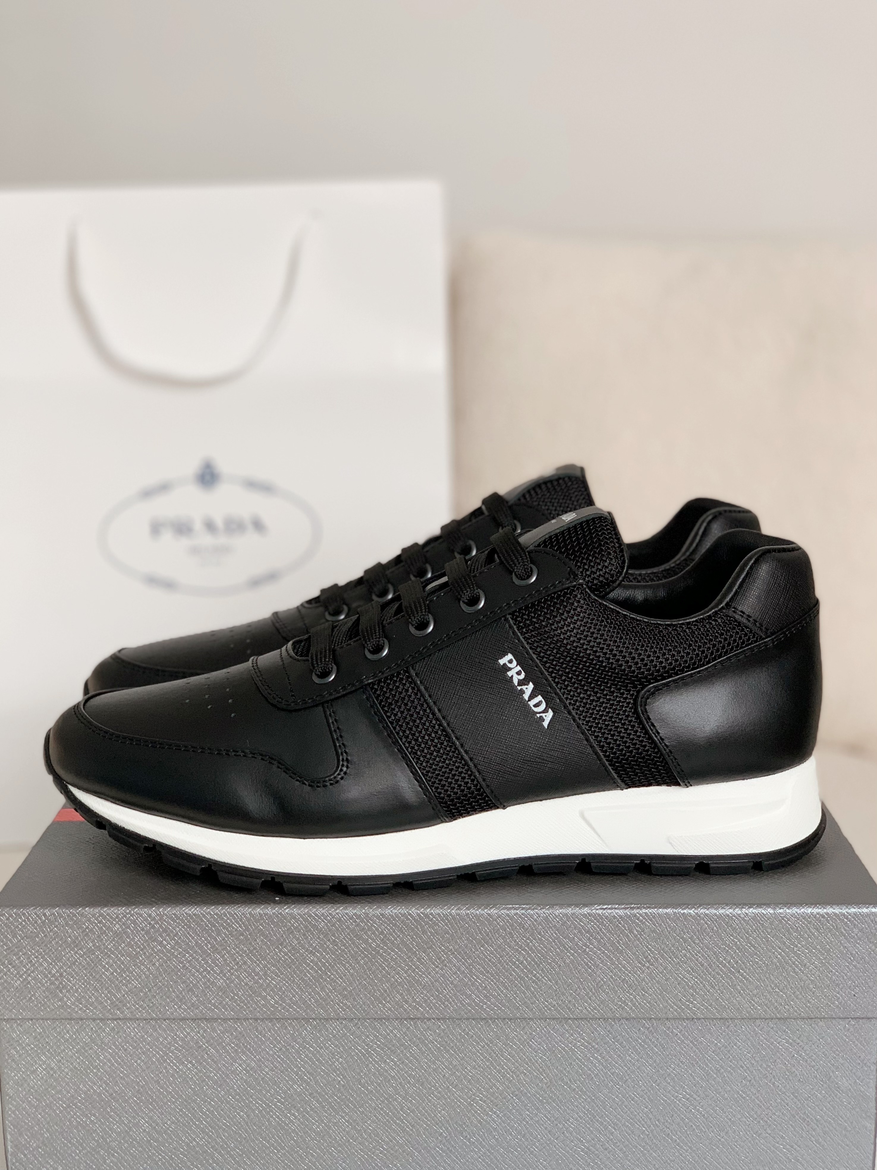 【#959】 Prada Sneakers