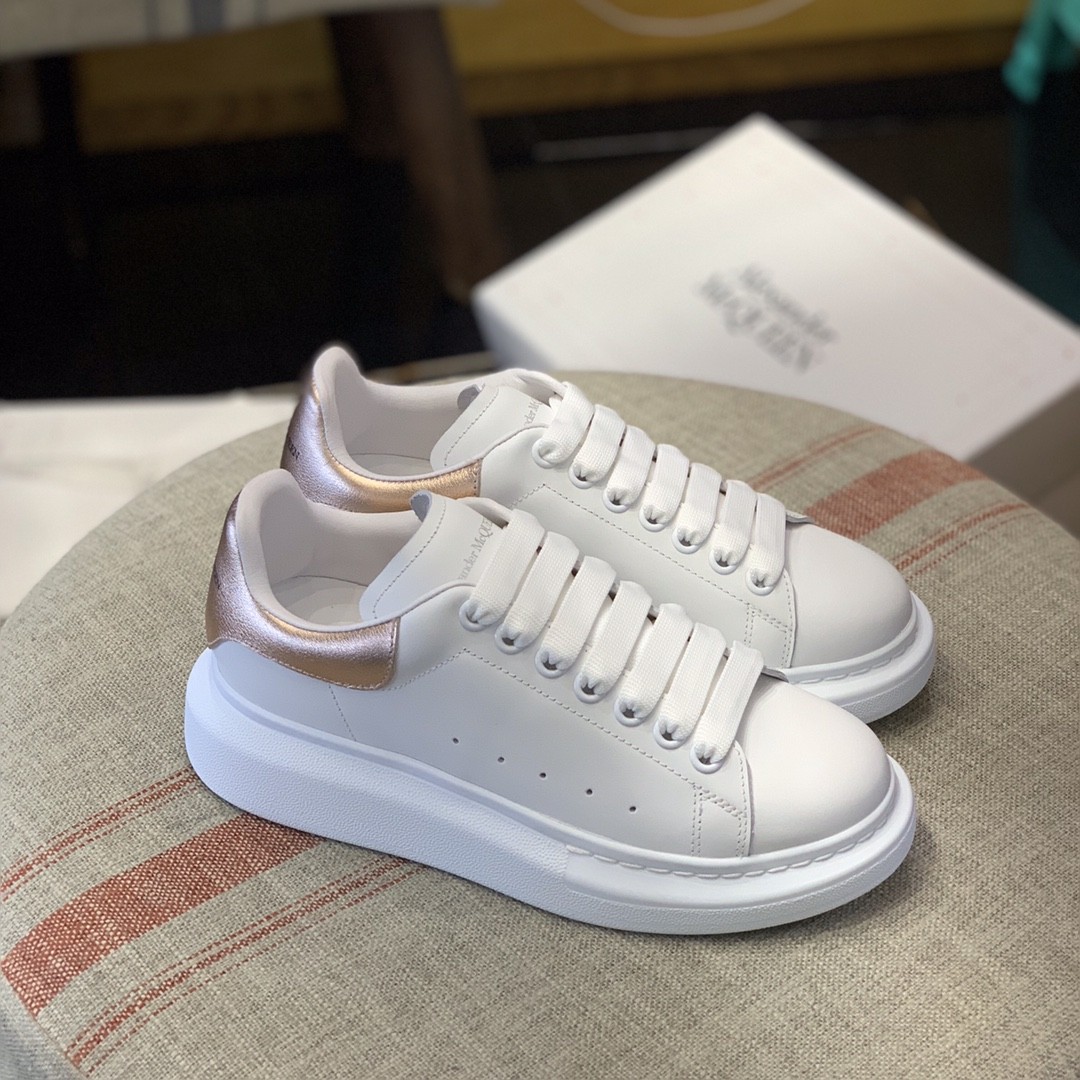 Alexander McQueen MQ rose gold tailSneakers