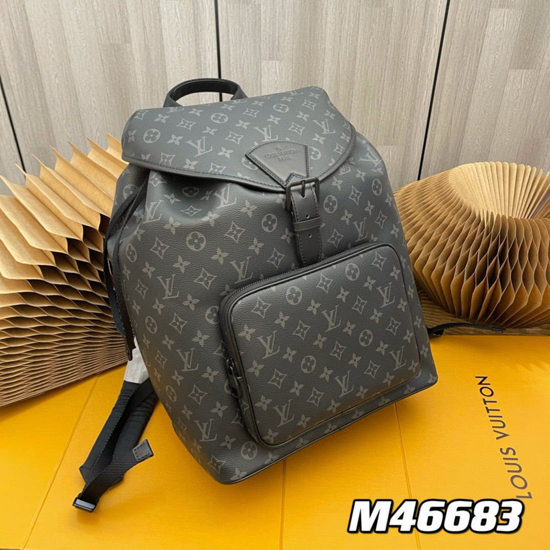 LOUIS VUITTON Montsouris backpack