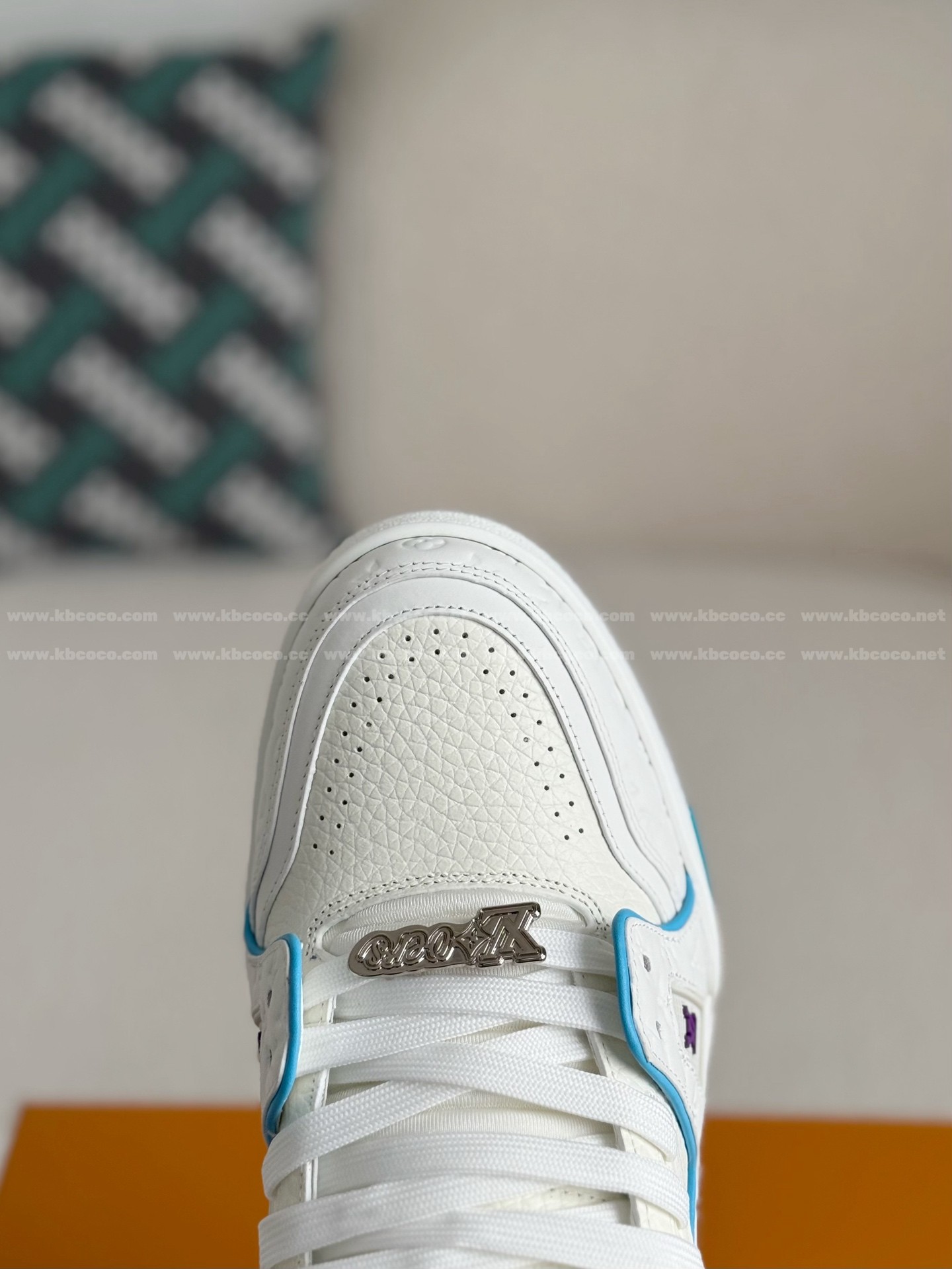【#5804】 LOUIS VUITTON TRAINER SNEAKERS