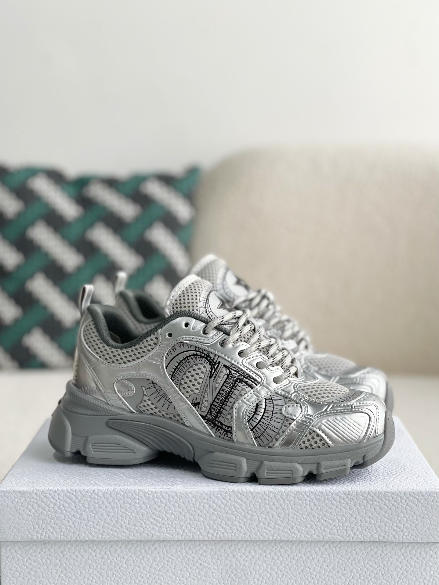 【#3363】 DlOR Running Sneakers