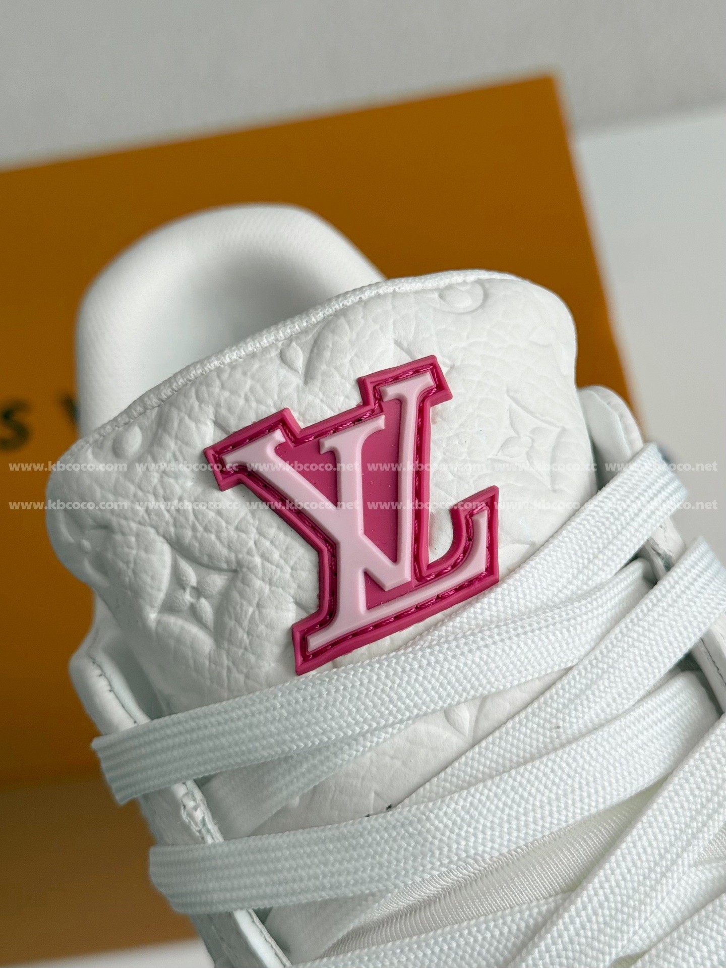 【#5367】 LOUIS VUITTON TRAINER SNEAKERS
