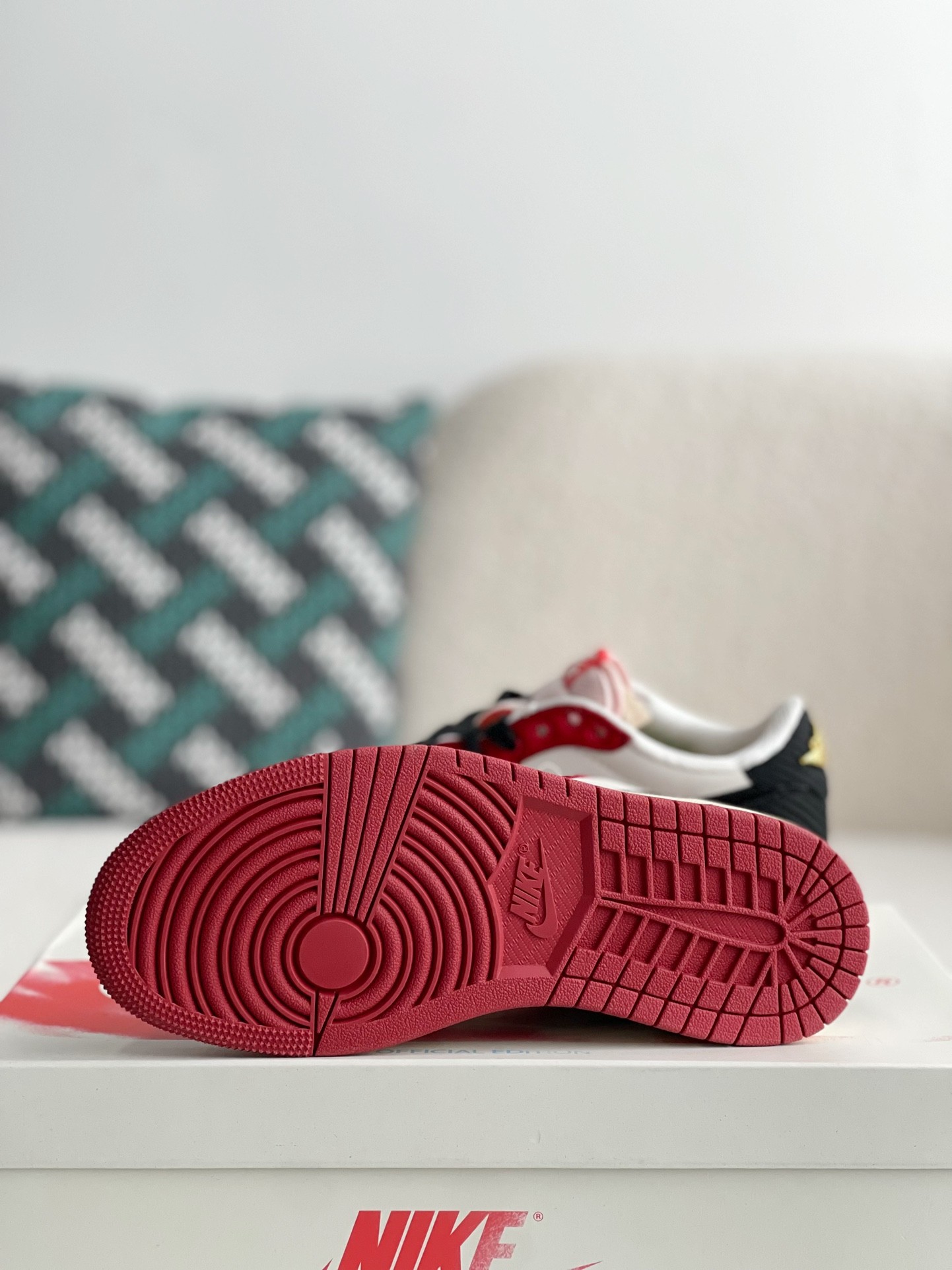 Trophy Room x Jordan Air Jordan 1 LowGolf Sneakers