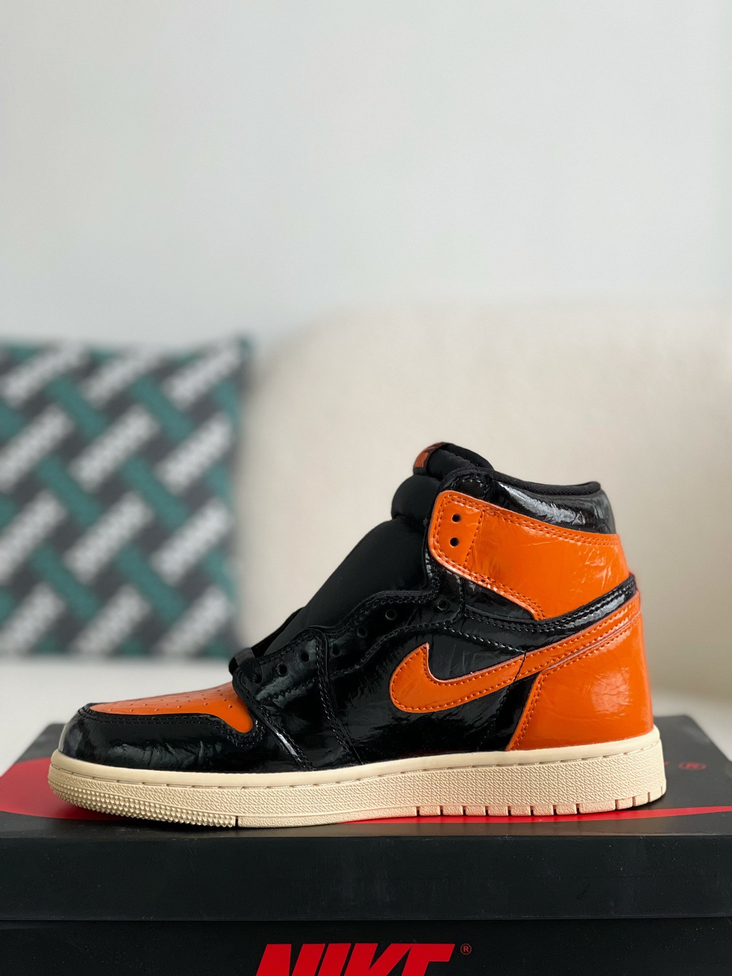 Air Jordan 1 Retro High OG Chicago Re