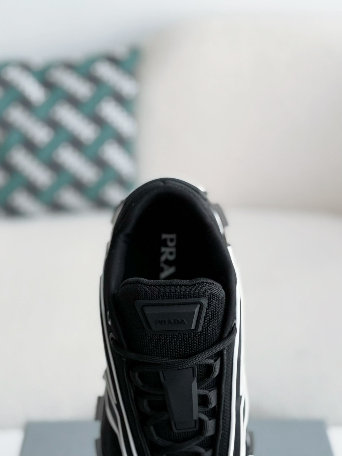 【#3878】Prada Cloudbus Thunder technology fabric sneakers