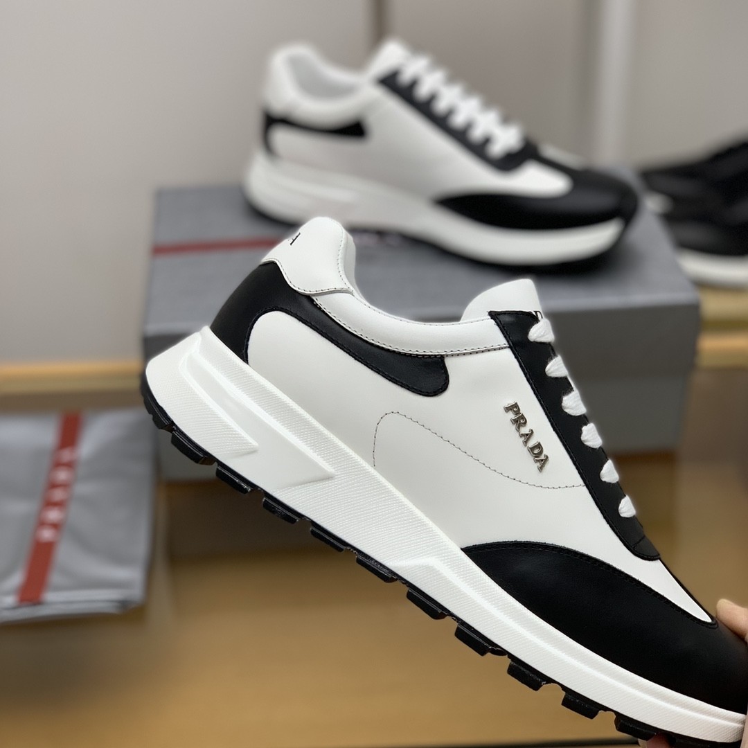 【#619】 Prada Sneakers