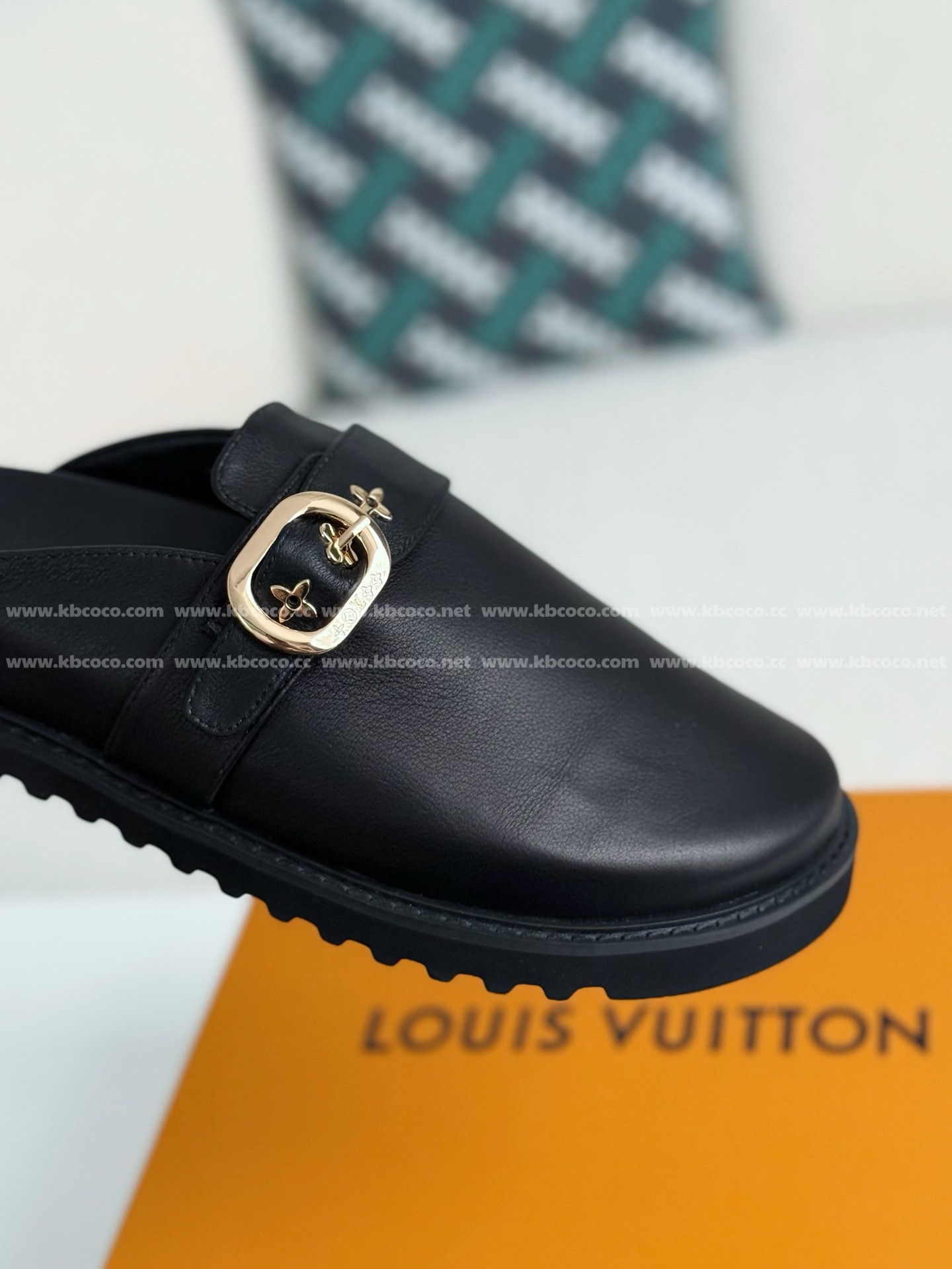【#5281】 LOUIS VUITTON SANDALS