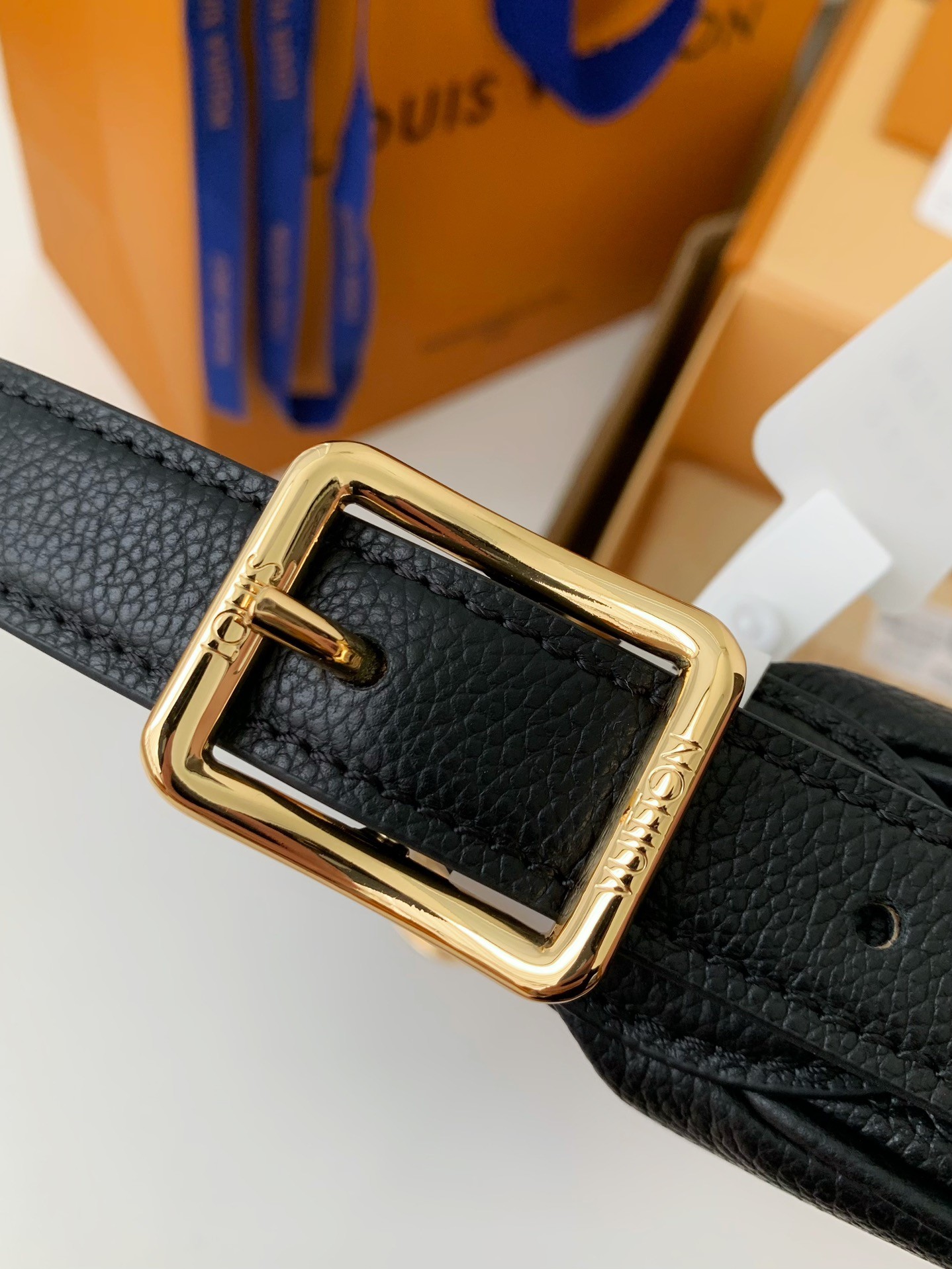 Louis Vuitton 23 New MINI MOON Handbag M82391, Top Quality