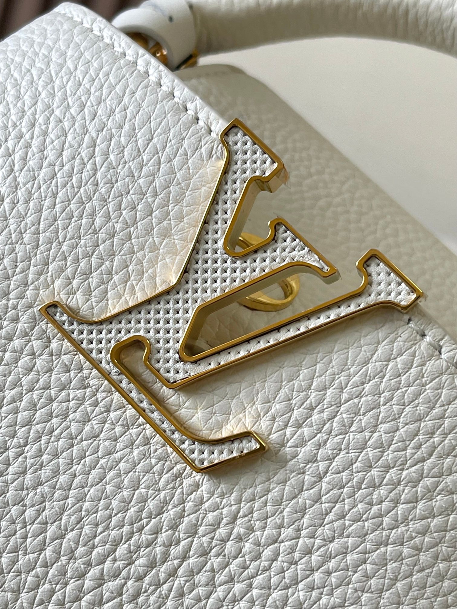 LOUIS VUITTON Capucines Mini Handbag/Top Quality M21416