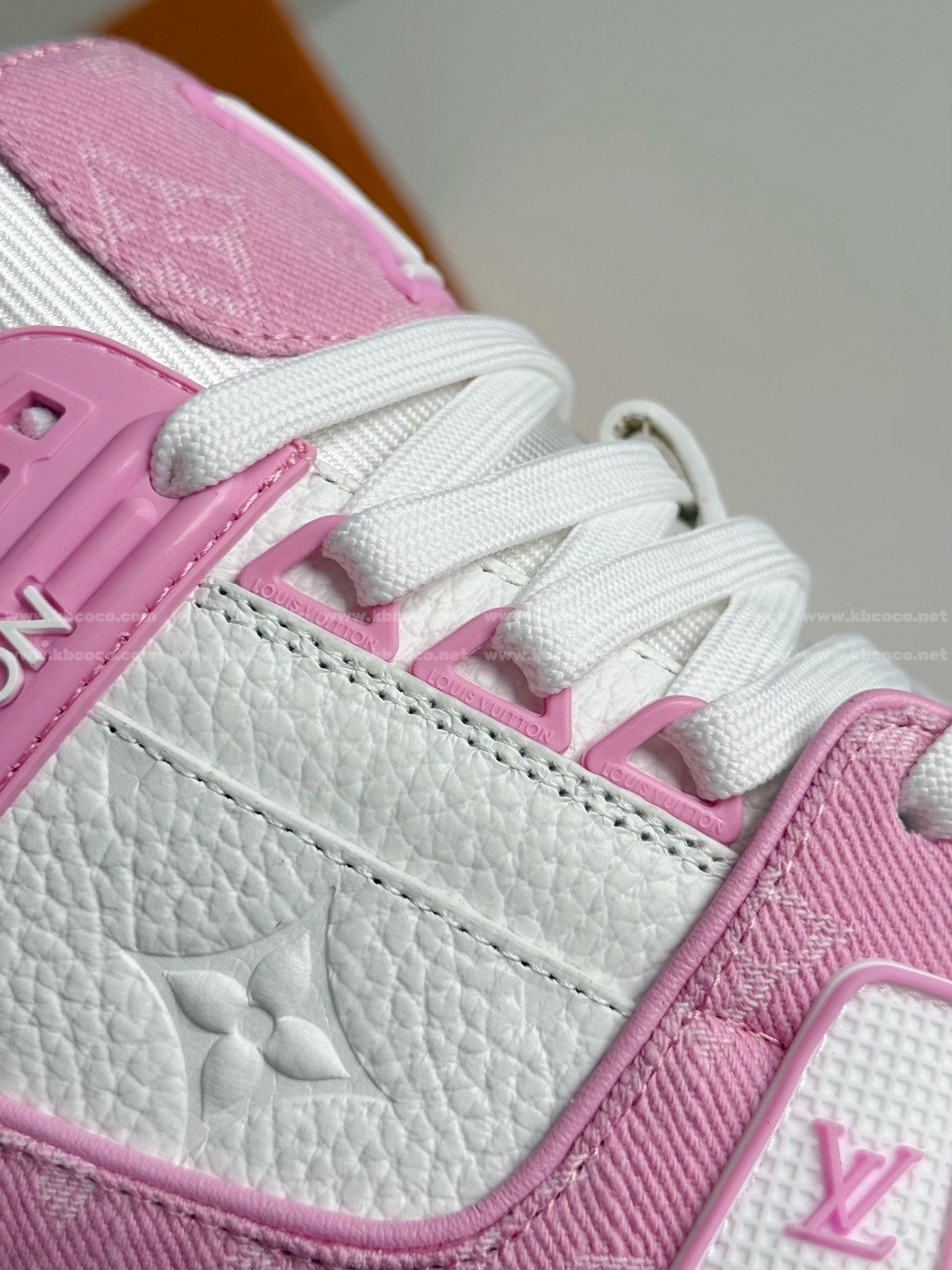 【#5755】 LOUIS VUITTON TRAINER SNEAKERS