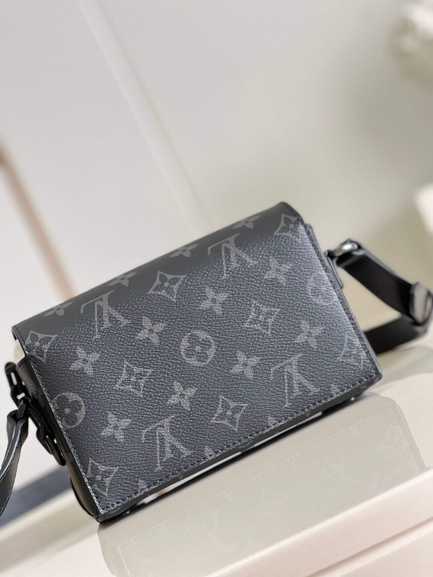 LOUIS VUITTON Steamer Shoulder bag/top quality M81783