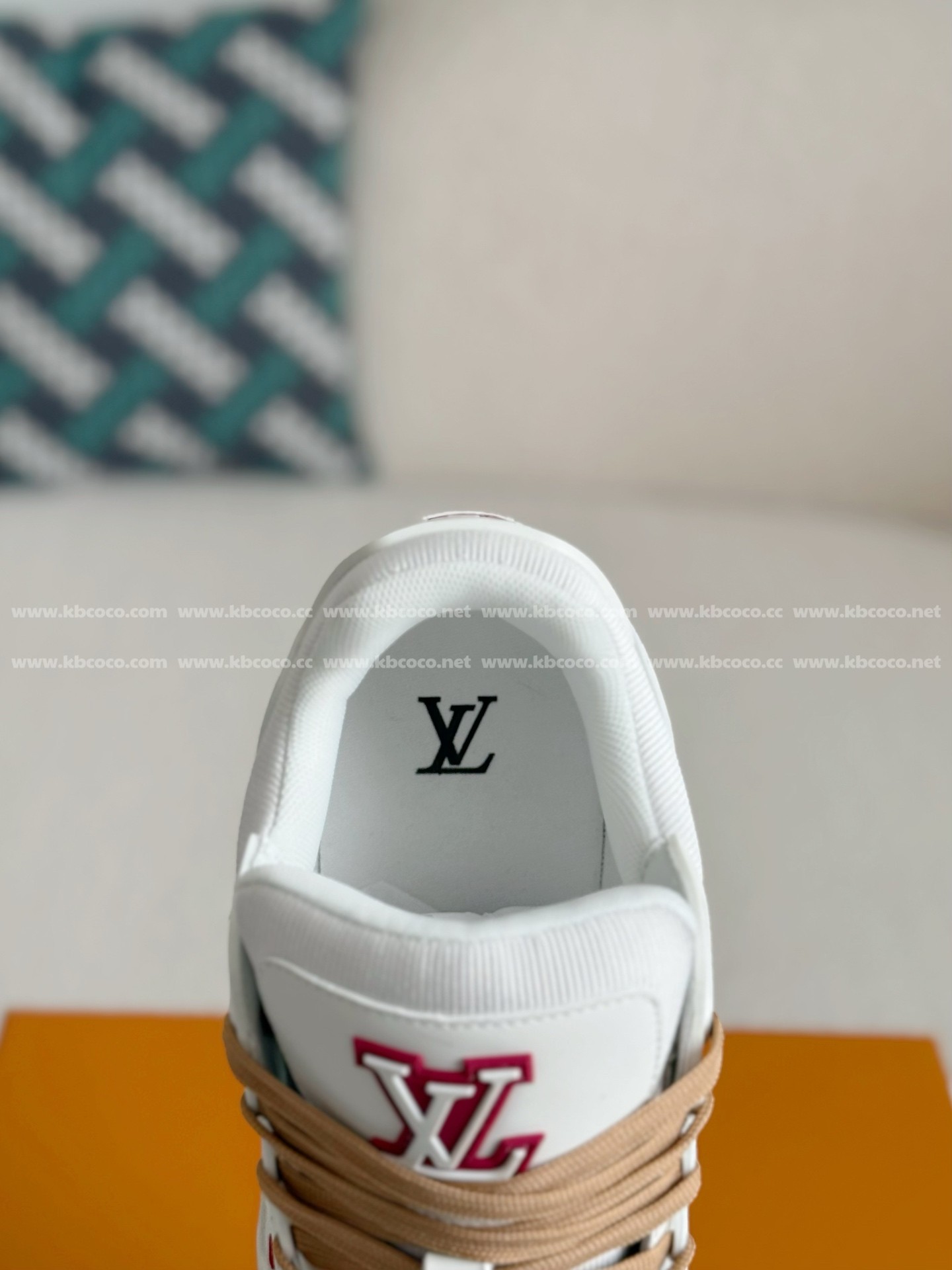 【#5366】 LOUIS VUITTON TRAINER SNEAKERS