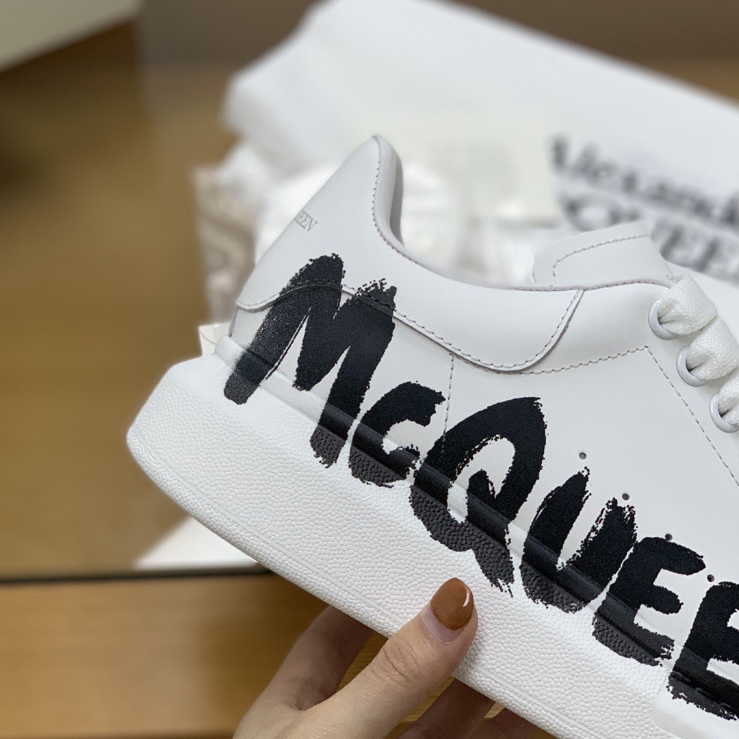 Alexander McQueen MQ 3D white letter Sneakers
