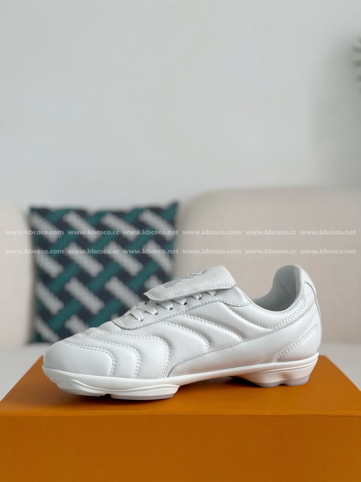 【#4246】LV Footprint Soccer Sneaker