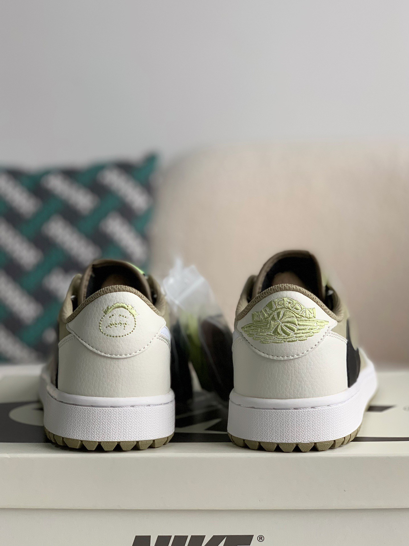 Travis Scott x Jordan Air Jordan 1 Low Golf 6.0 Sneakers