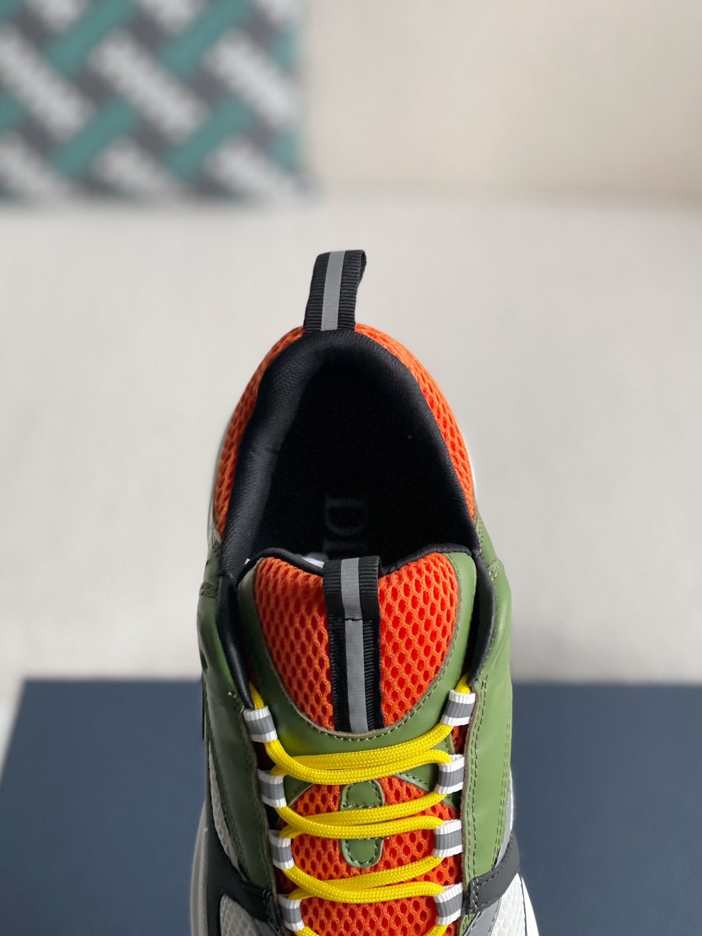 DlOR classic B22 Clunky Sneaker