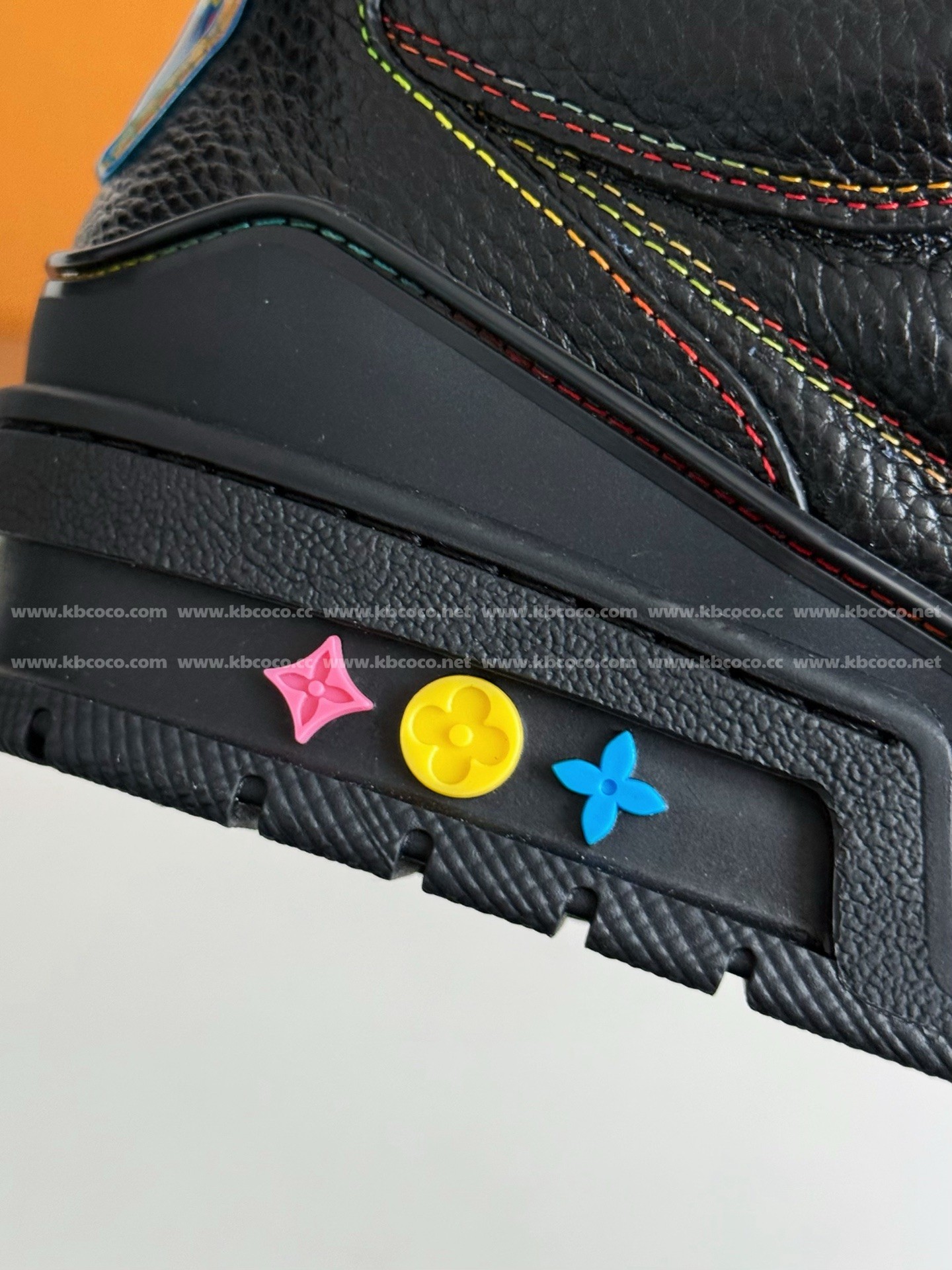 【#4629】 LOUIS VUITTON SKATE LOW-TOP SNEAKERS