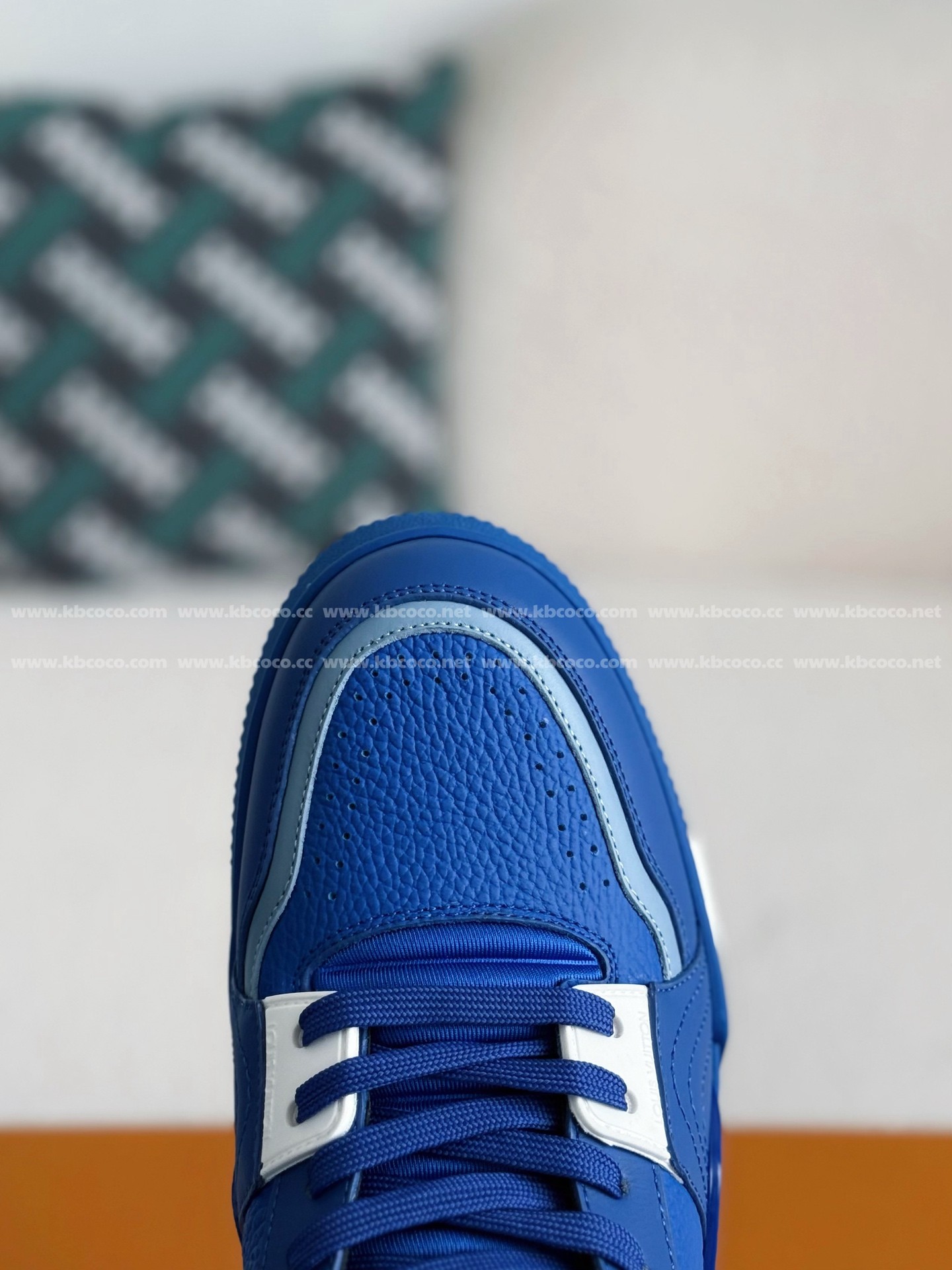 【#4628】 Louis Vuitton Trainers High-Top Plimsolls